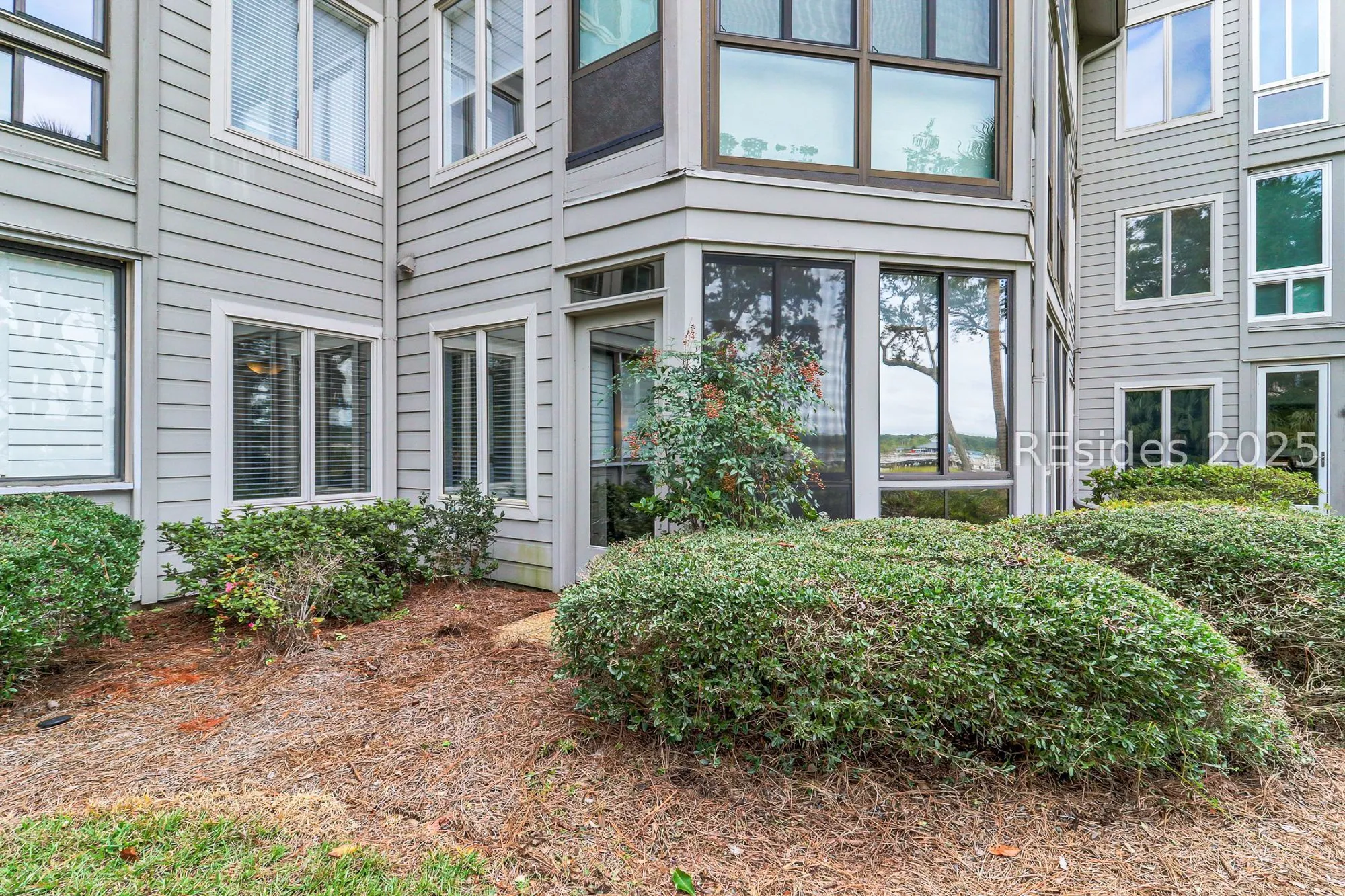 Property Slideshow image 33 of 60 | 73 skull creek dr # 117, Hilton Head Island, SC, 29926