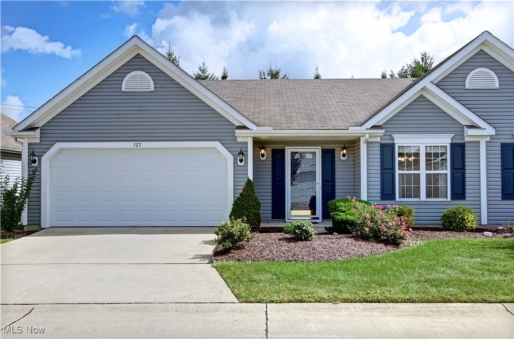 Property Slideshow image 1 of 29 | 327 breckenridge oval, Elyria, OH, 44035