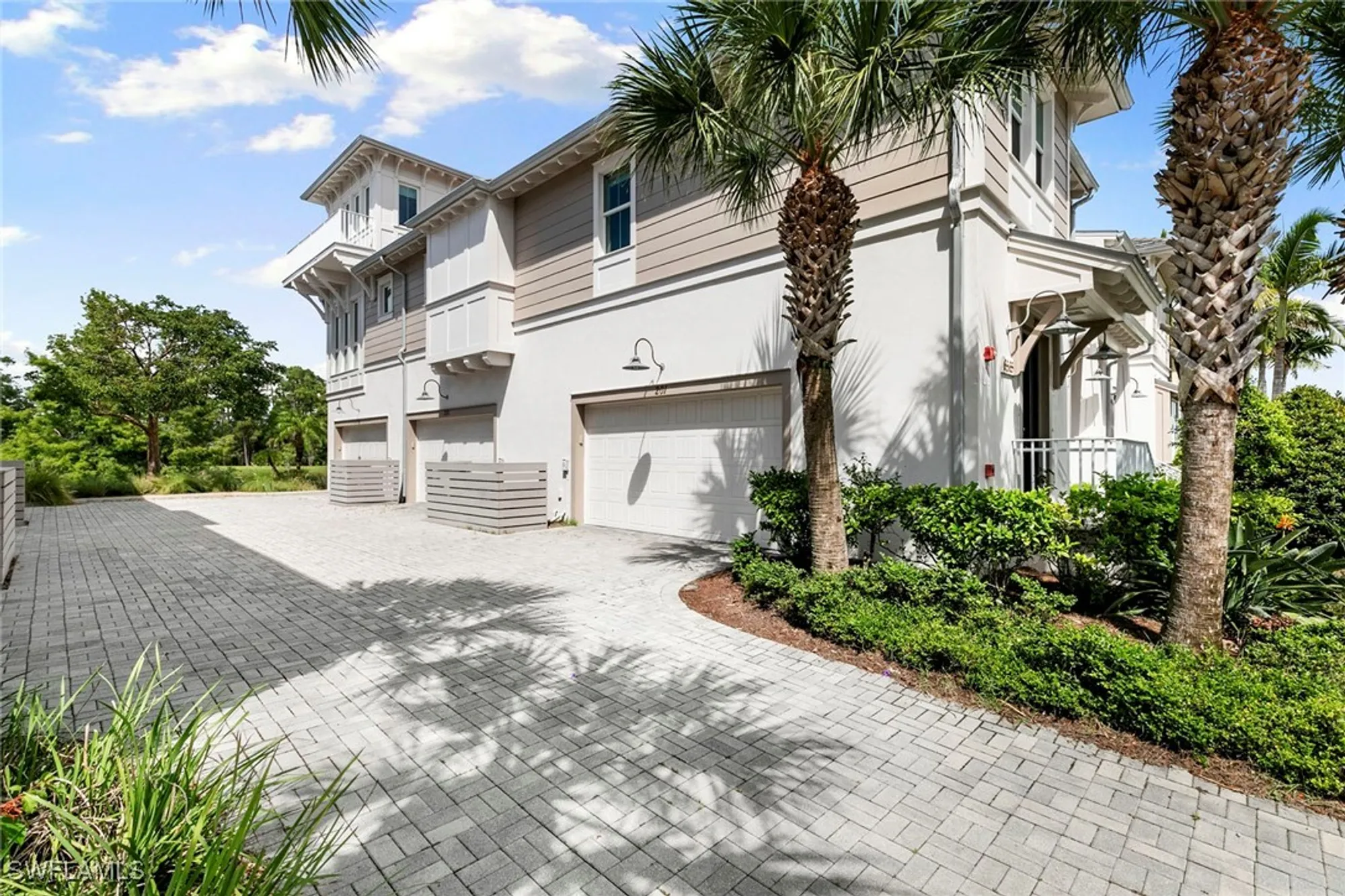 Property Slideshow image 34 of 48 | 6565 dominica dr 201, Naples, FL, 34113