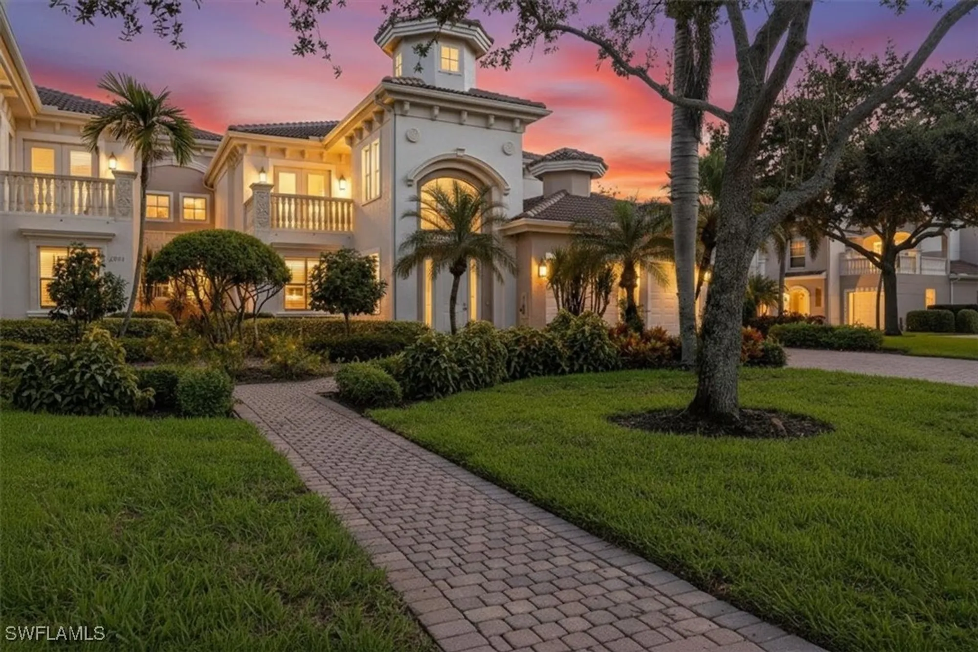 Property Slideshow image 23 of 36 | 545 avellino isles cir # 202, Naples, FL, 34119