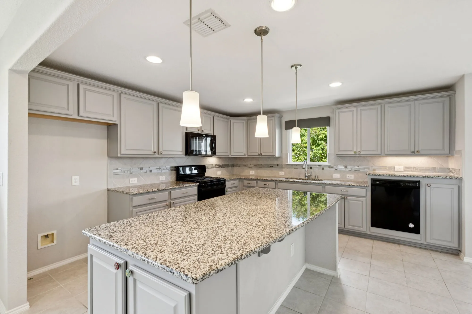 Property Slideshow image 8 of 30 | 7677 parade dr, Aubrey, TX, 76227