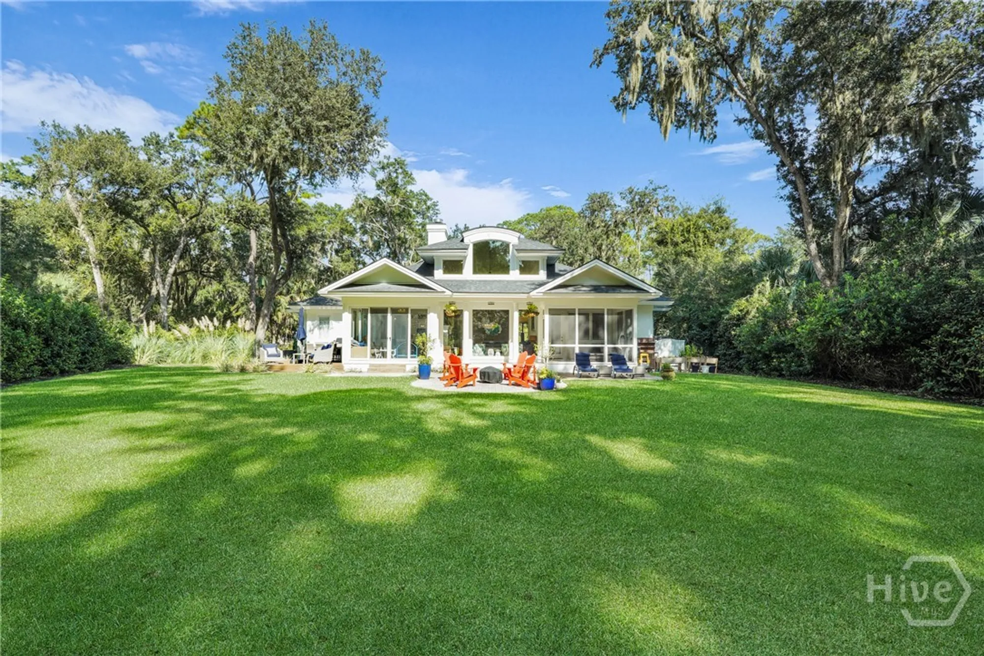 Property Slideshow image 48 of 51 | 2 priory rd, Savannah, GA, 31411