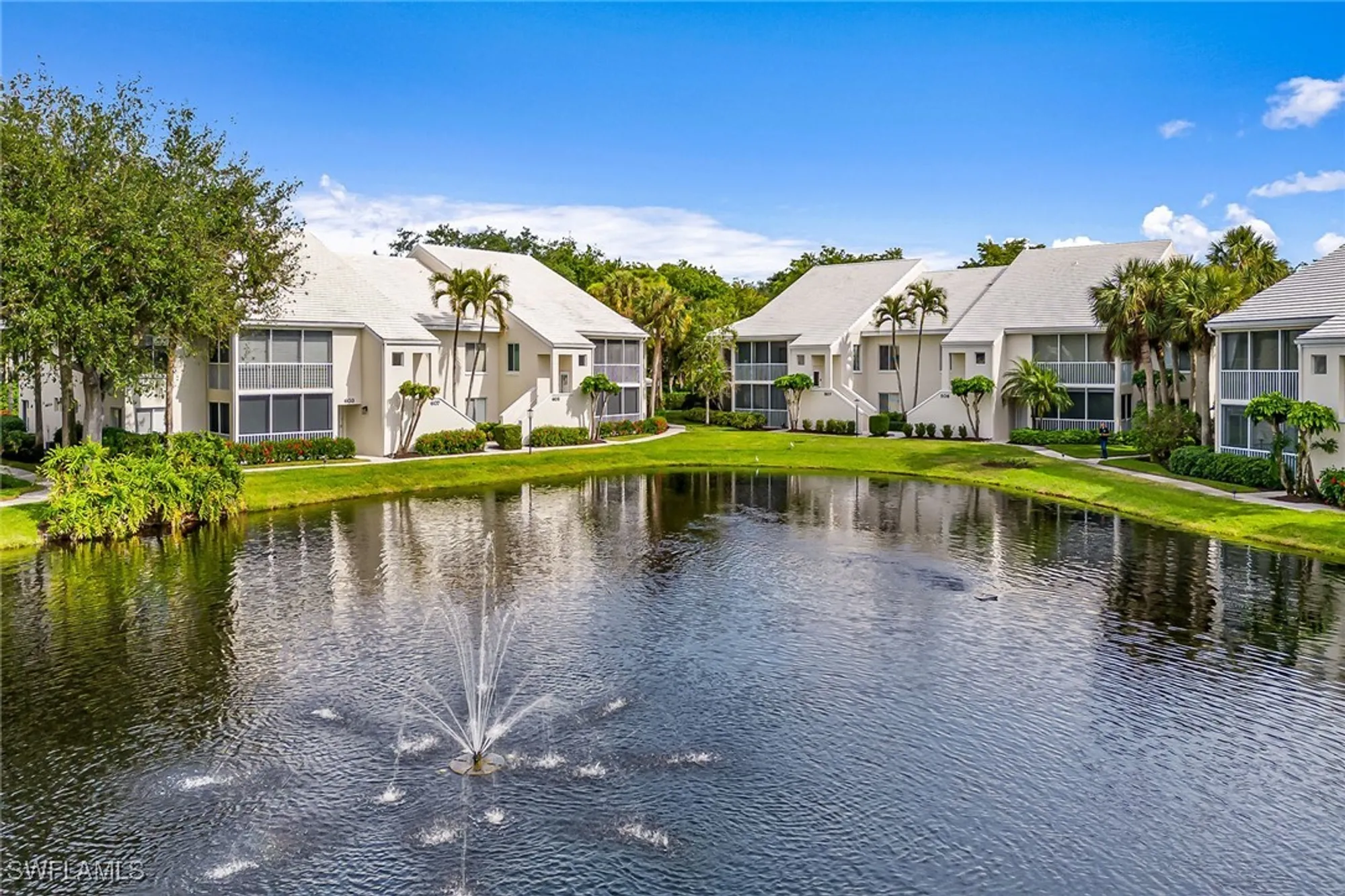 Property Slideshow image 15 of 23 | 788 willowbrook dr apt 502, Naples, FL, 34108