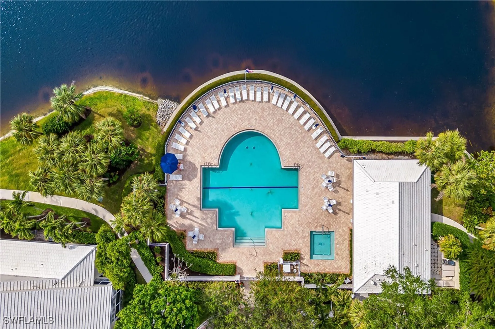 Property Slideshow image 16 of 23 | 788 willowbrook dr apt 502, Naples, FL, 34108