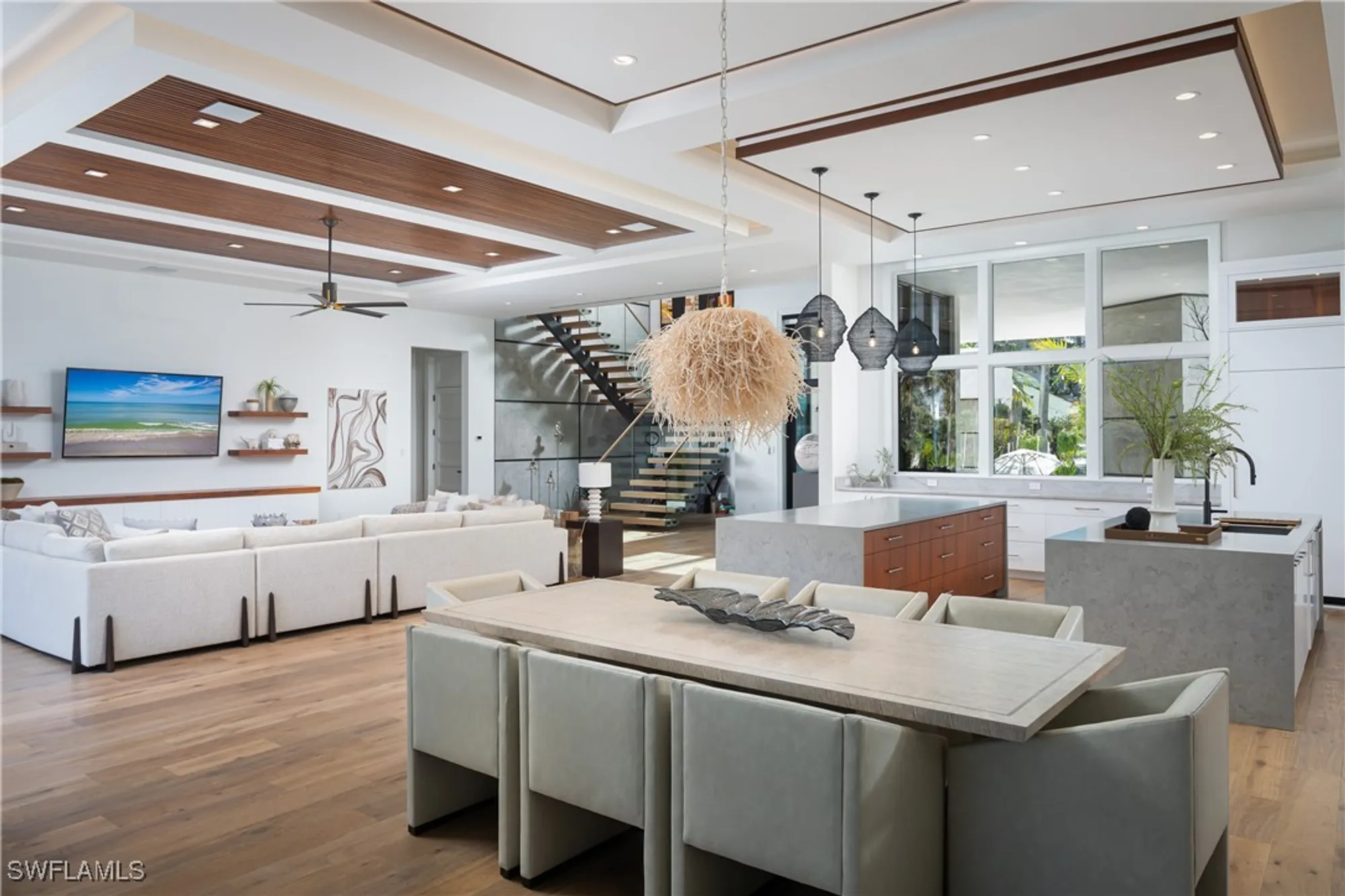 Property Slideshow image 21 of 50 | 441 mooring line dr, Naples, FL, 34102