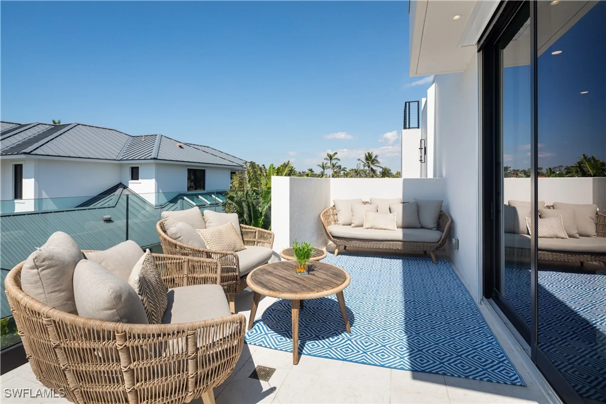 Property Slideshow image 43 of 50 | 441 mooring line dr, Naples, FL, 34102