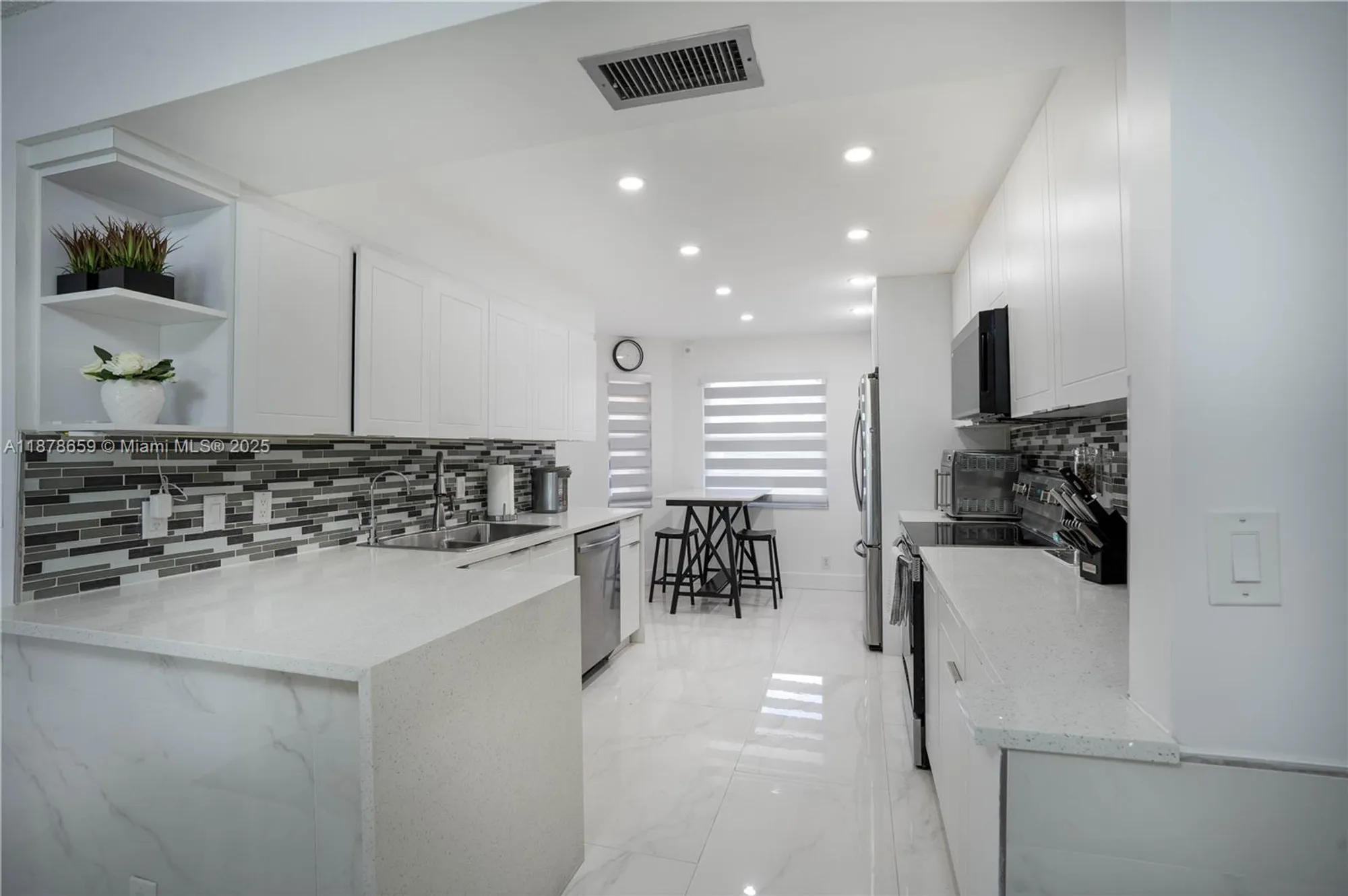 Property Slideshow image 4 of 37 | 1704 andros isle apt b4, Coconut Creek, FL, 33066