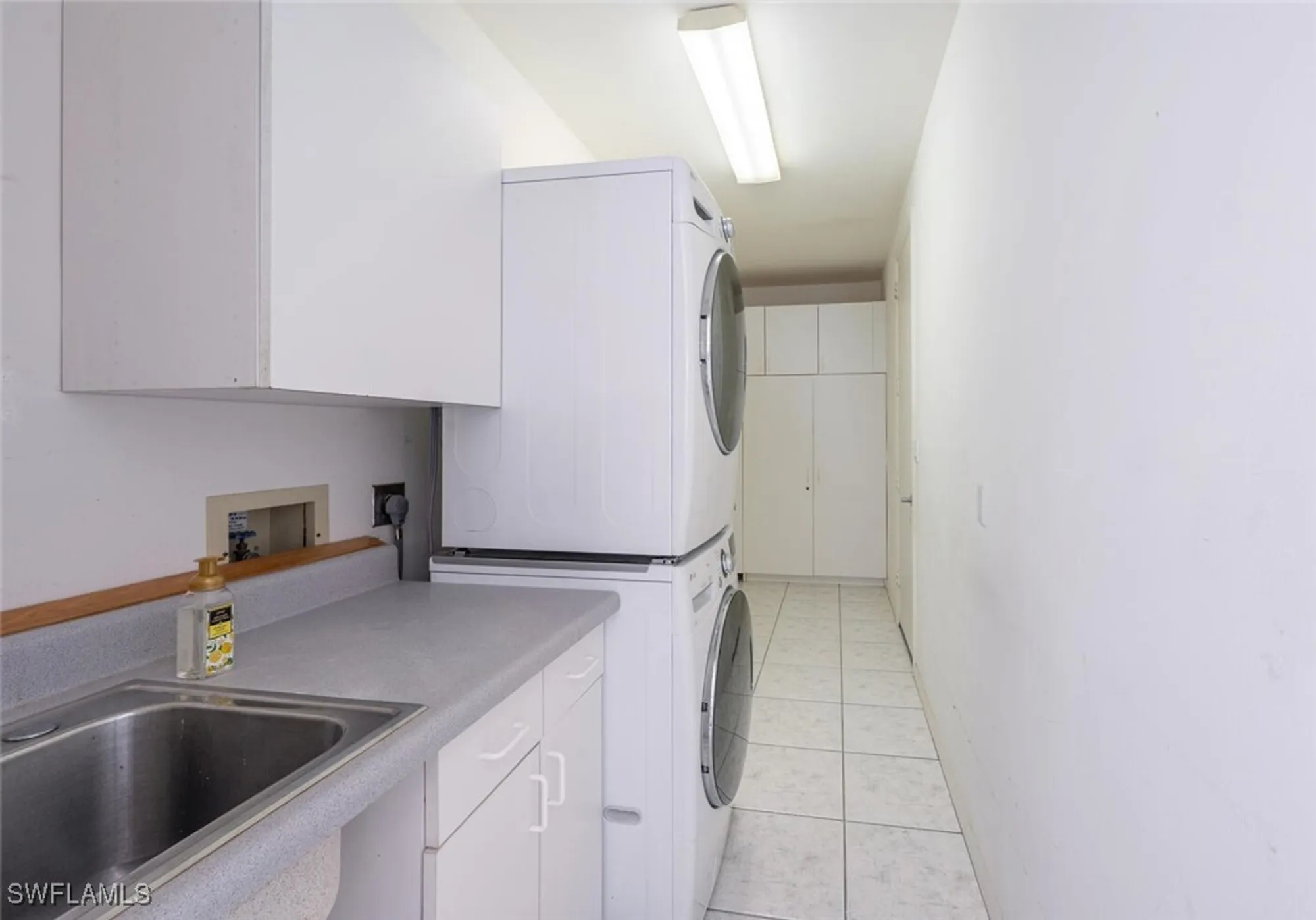 Property Slideshow image 19 of 31 | 756 charlemagne blvd, Naples, FL, 34112