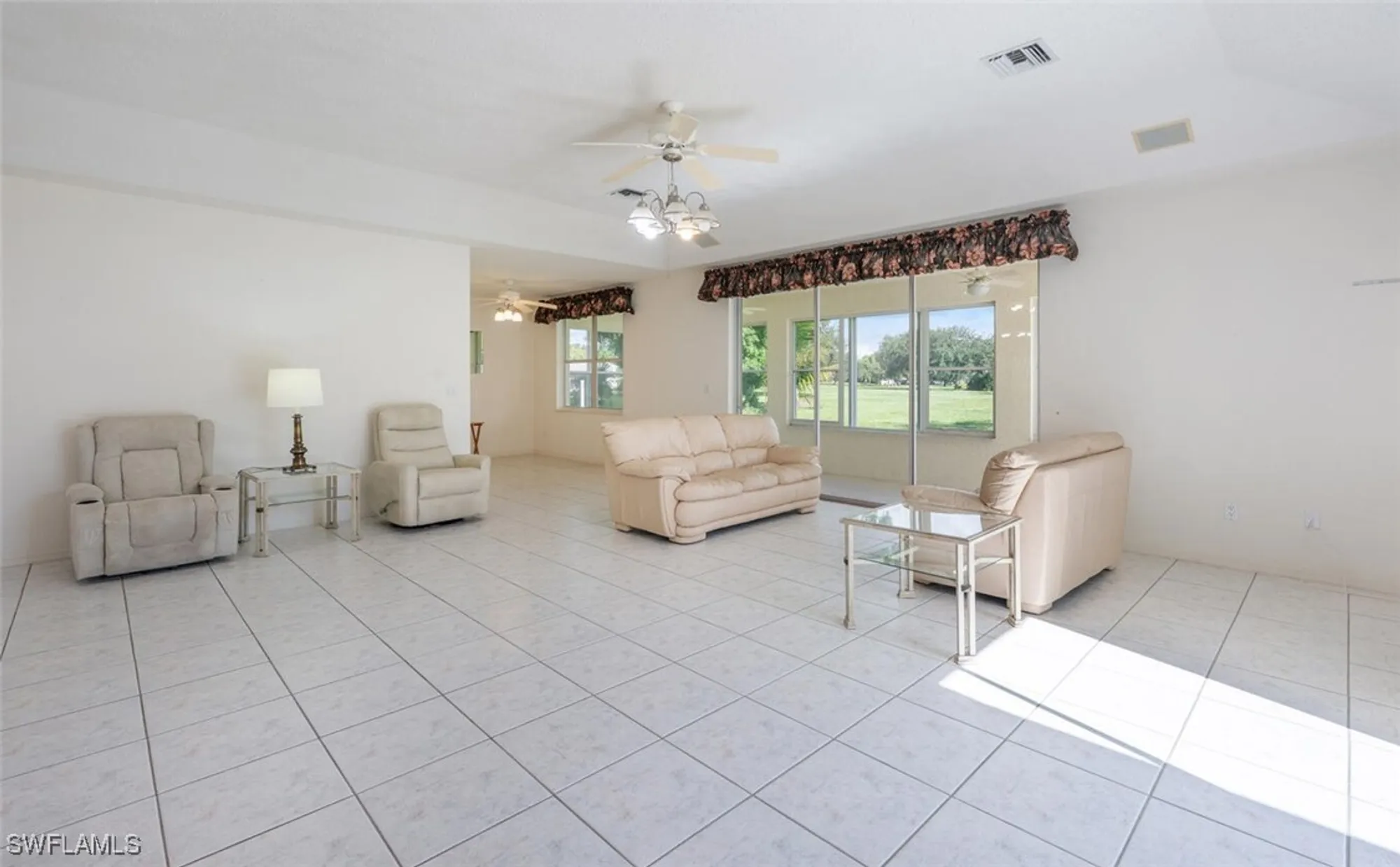 Property Slideshow image 4 of 31 | 756 charlemagne blvd, Naples, FL, 34112
