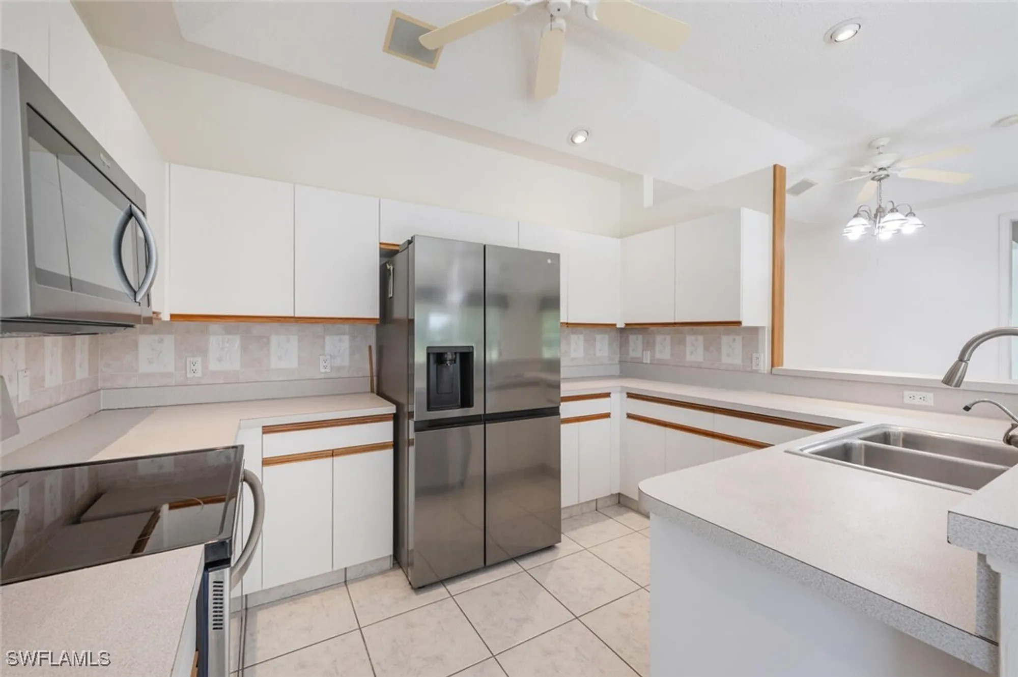 Property Slideshow image 7 of 31 | 756 charlemagne blvd, Naples, FL, 34112