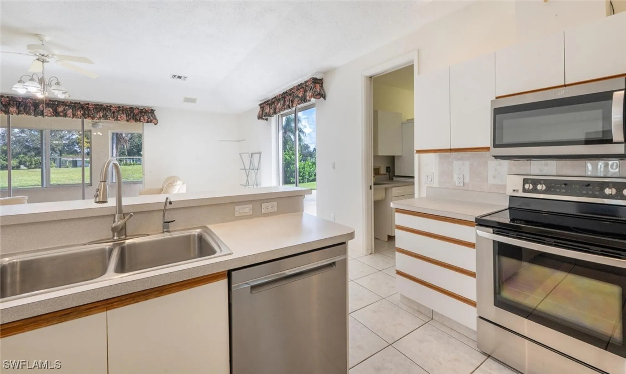 Property Slideshow image 8 of 31 | 756 charlemagne blvd, Naples, FL, 34112