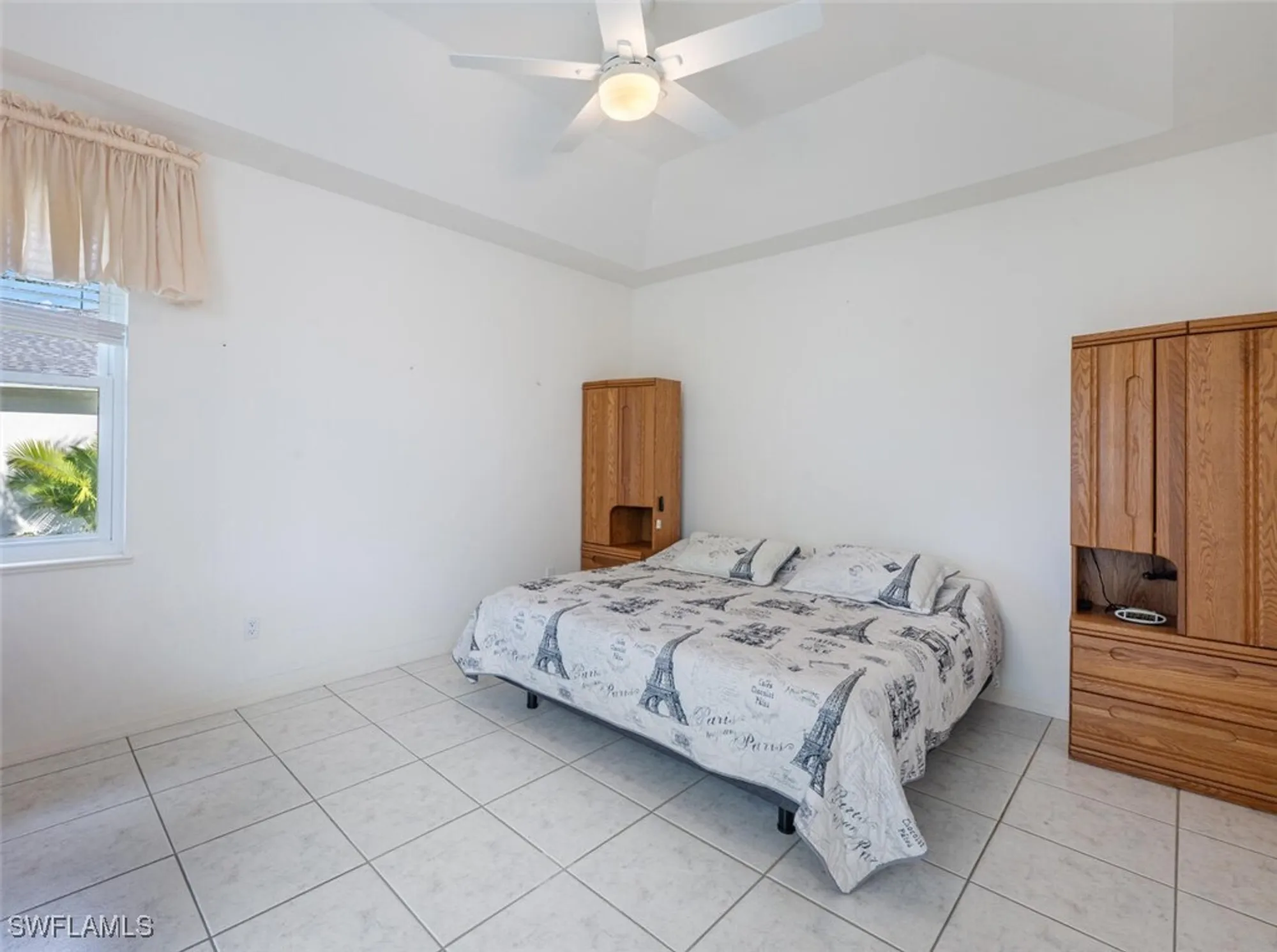 Property Slideshow image 9 of 31 | 756 charlemagne blvd, Naples, FL, 34112