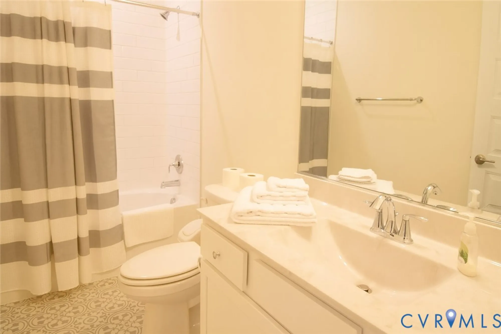 Property Slideshow image 9 of 17 | 1706 mainsail ln, Chester, VA, 23836