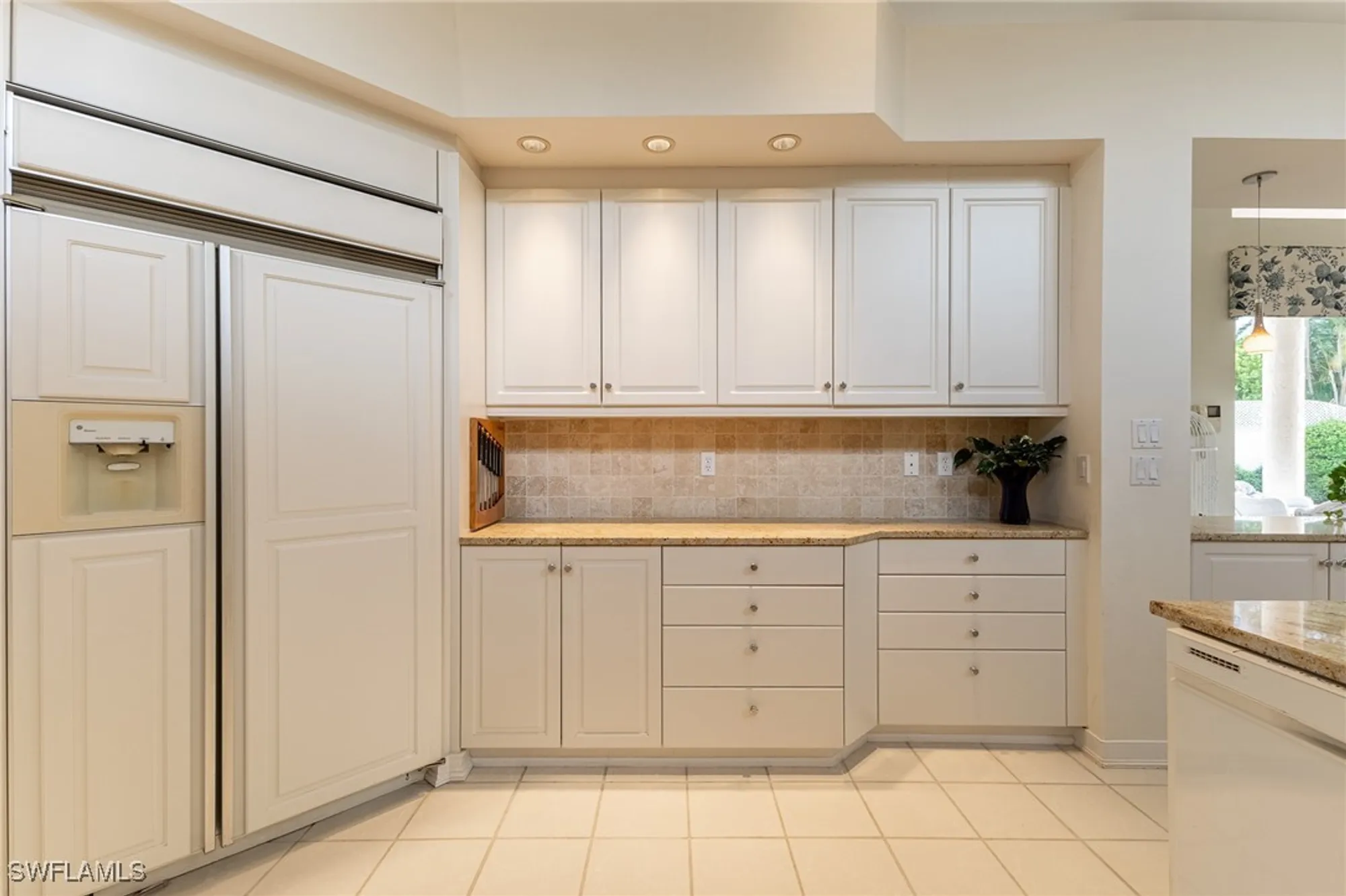 Property Slideshow image 15 of 46 | 7905 cocobay dr # 15, Naples, FL, 34108