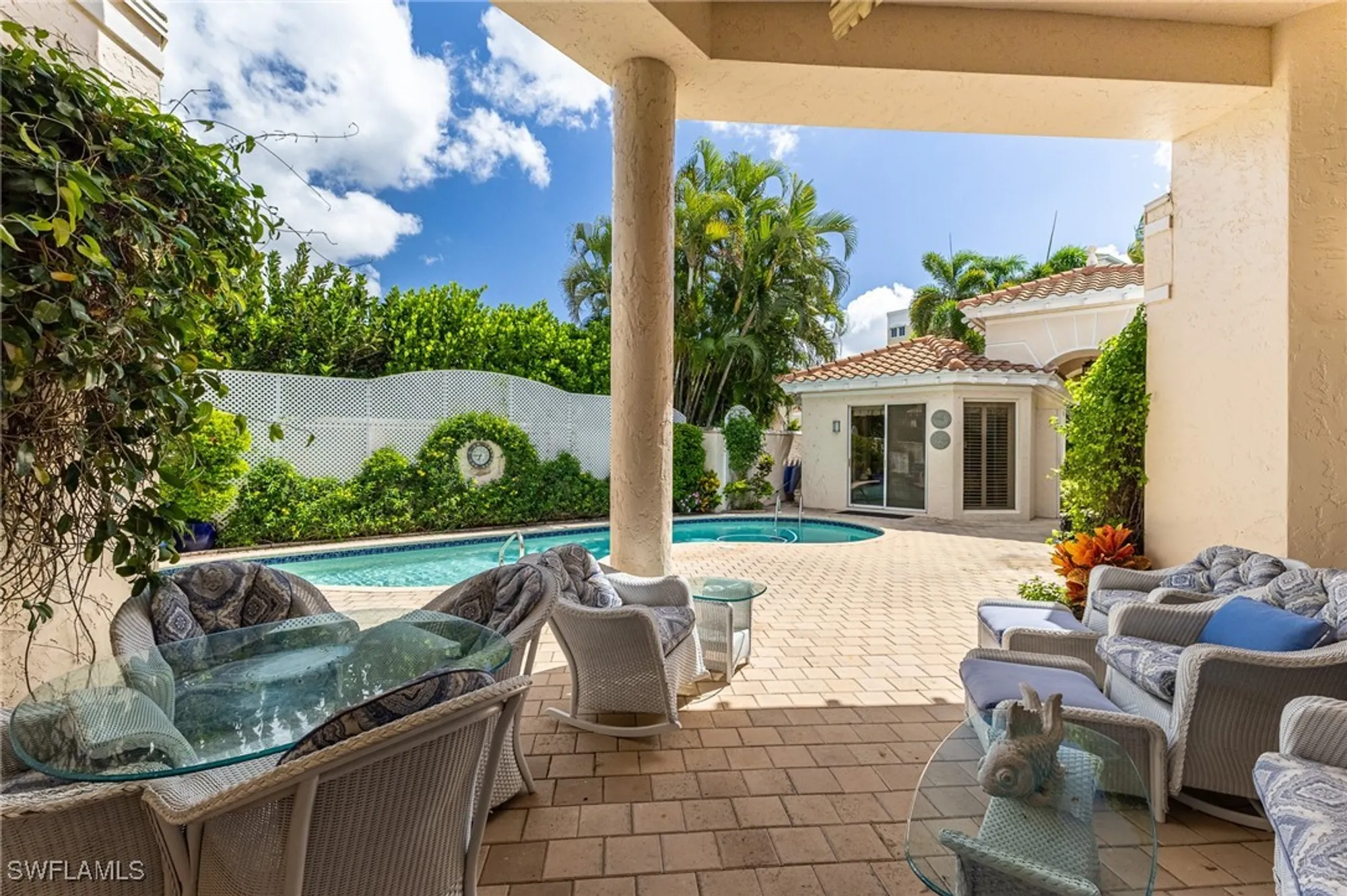 Property Slideshow image 7 of 46 | 7905 cocobay dr # 15, Naples, FL, 34108