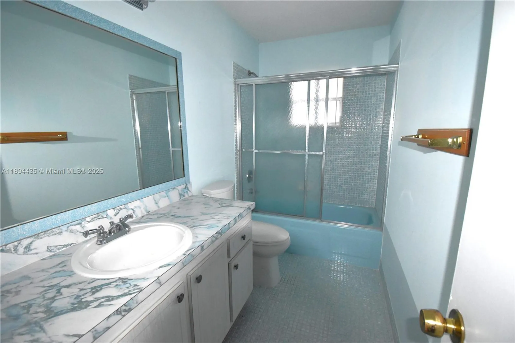 Property Slideshow image 16 of 17 | 1301 campanelli dr, Plantation, FL, 33322