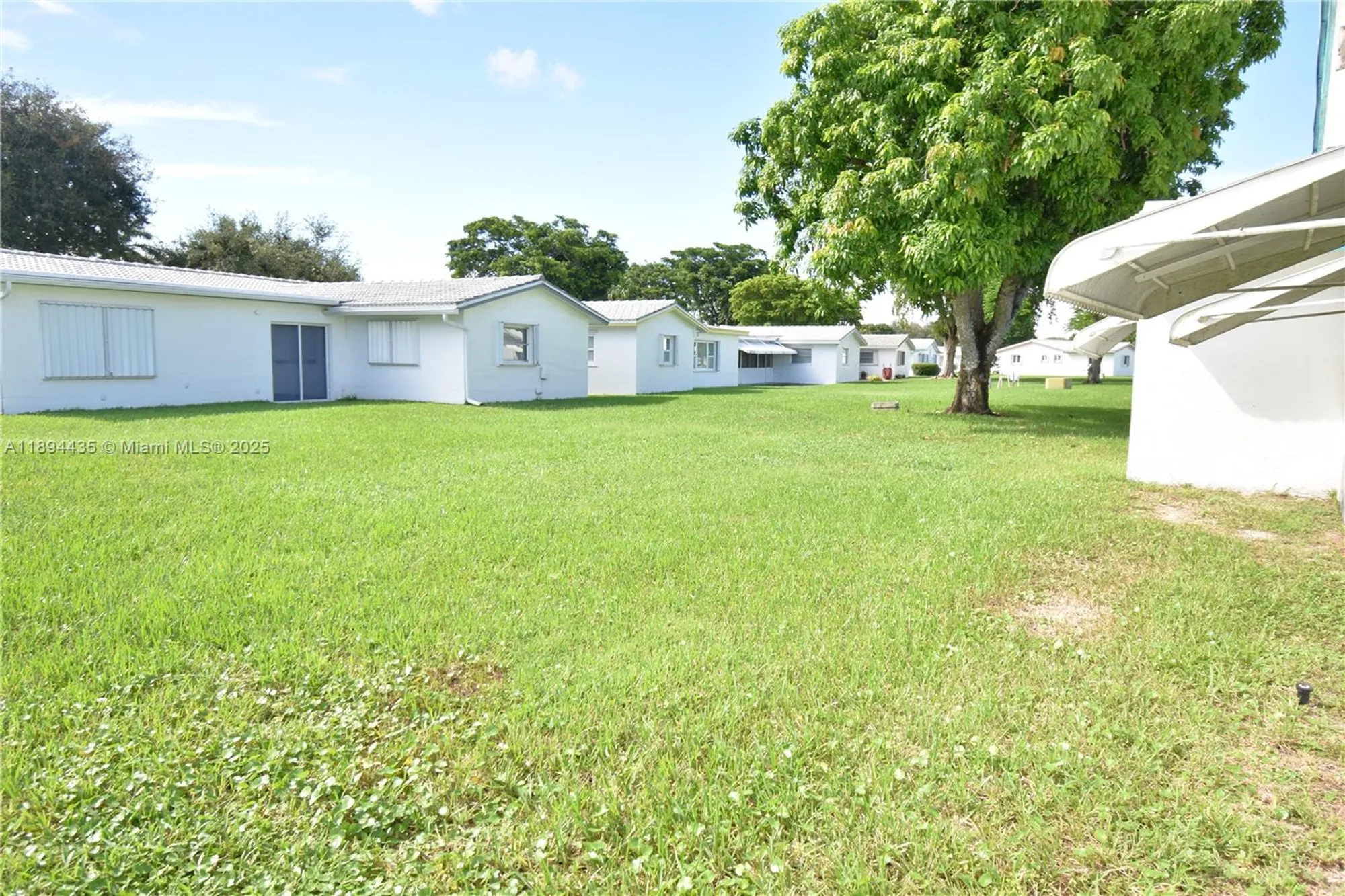 Property Slideshow image 17 of 17 | 1301 campanelli dr, Plantation, FL, 33322