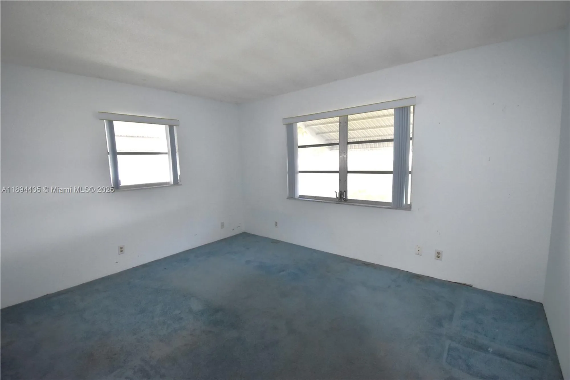 Property Slideshow image 12 of 17 | 1301 campanelli dr, Plantation, FL, 33322