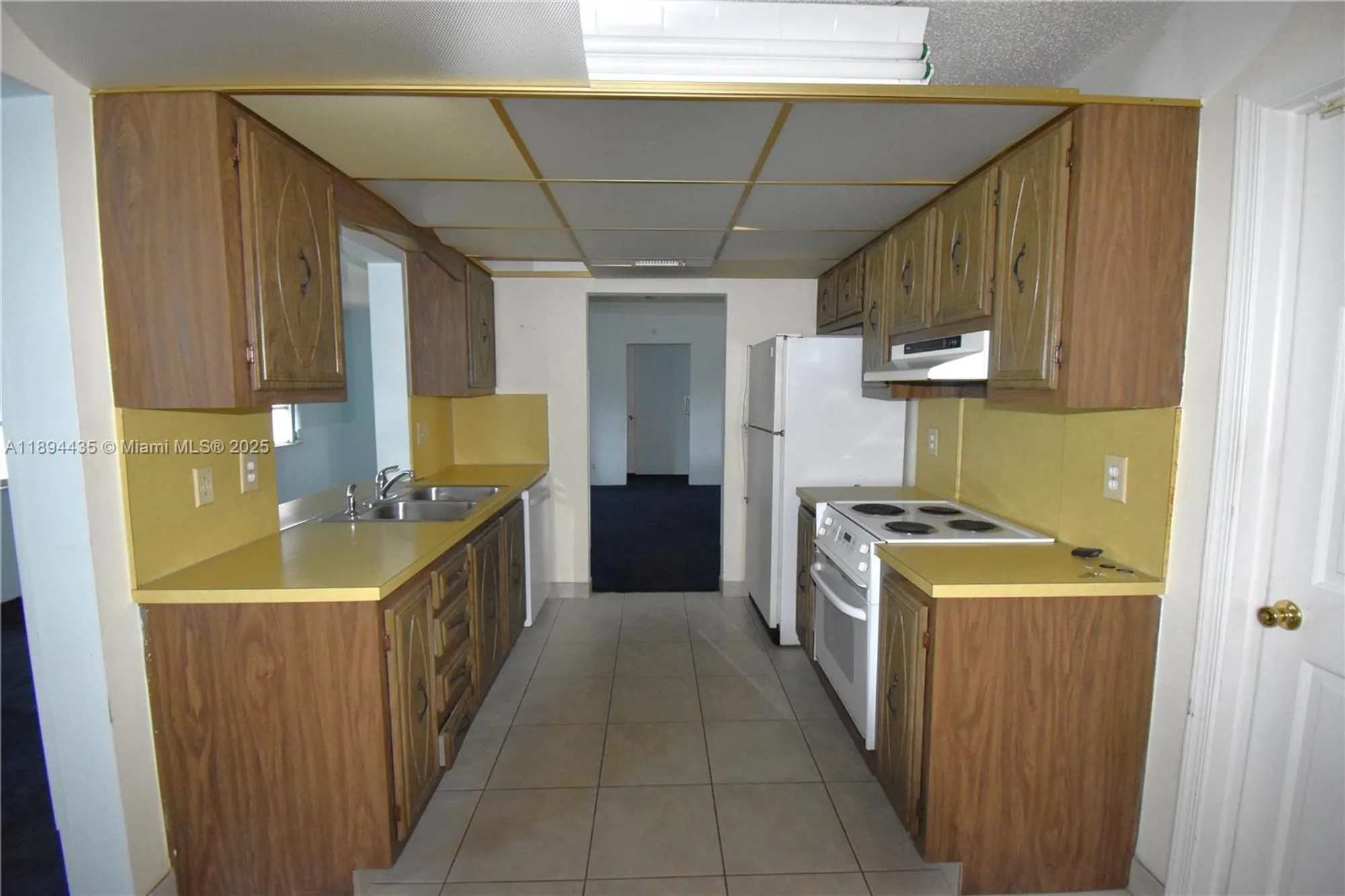 Property Slideshow image 3 of 17 | 1301 campanelli dr, Plantation, FL, 33322