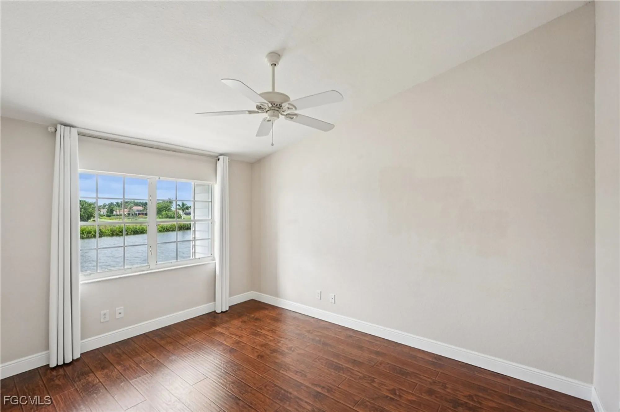 Property Slideshow image 24 of 47 | 14983 rivers edge ct apt 230, Fort Myers, FL, 33908