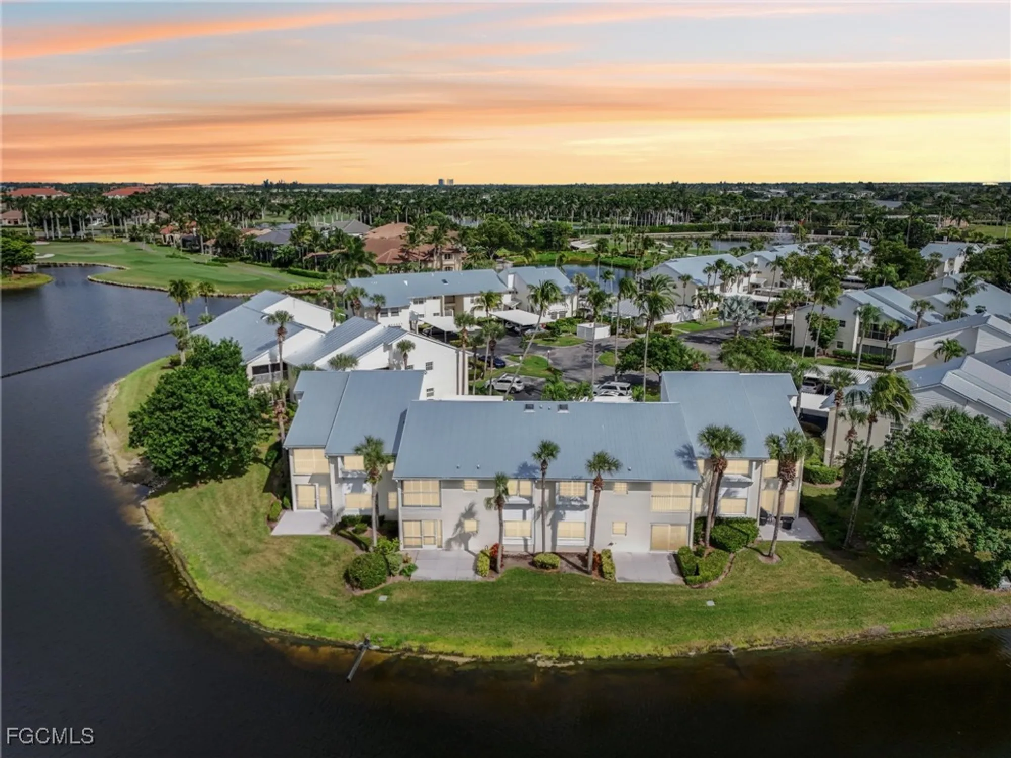 Property Slideshow image 2 of 47 | 14983 rivers edge ct apt 230, Fort Myers, FL, 33908