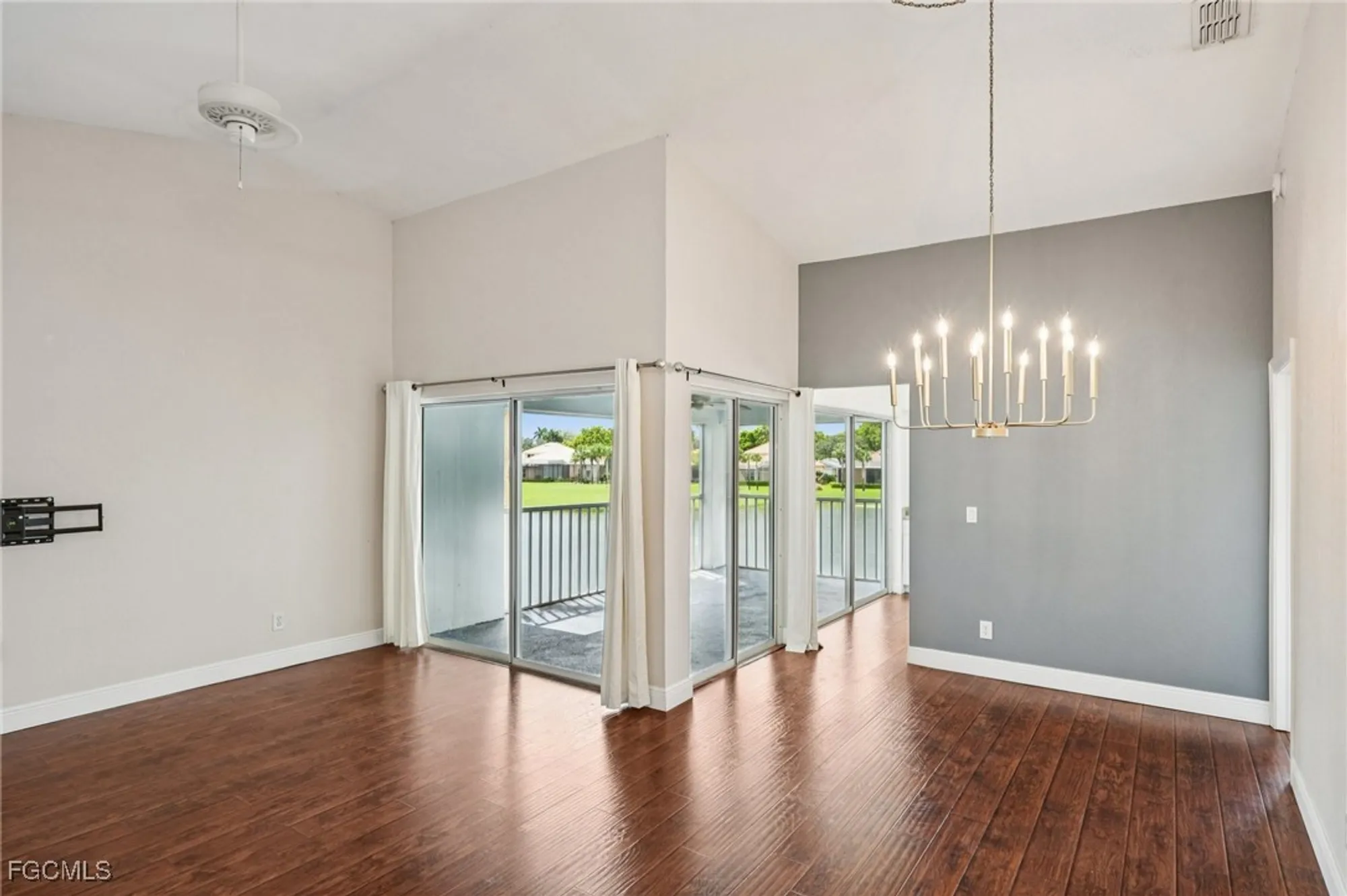 Property Slideshow image 5 of 47 | 14983 rivers edge ct apt 230, Fort Myers, FL, 33908