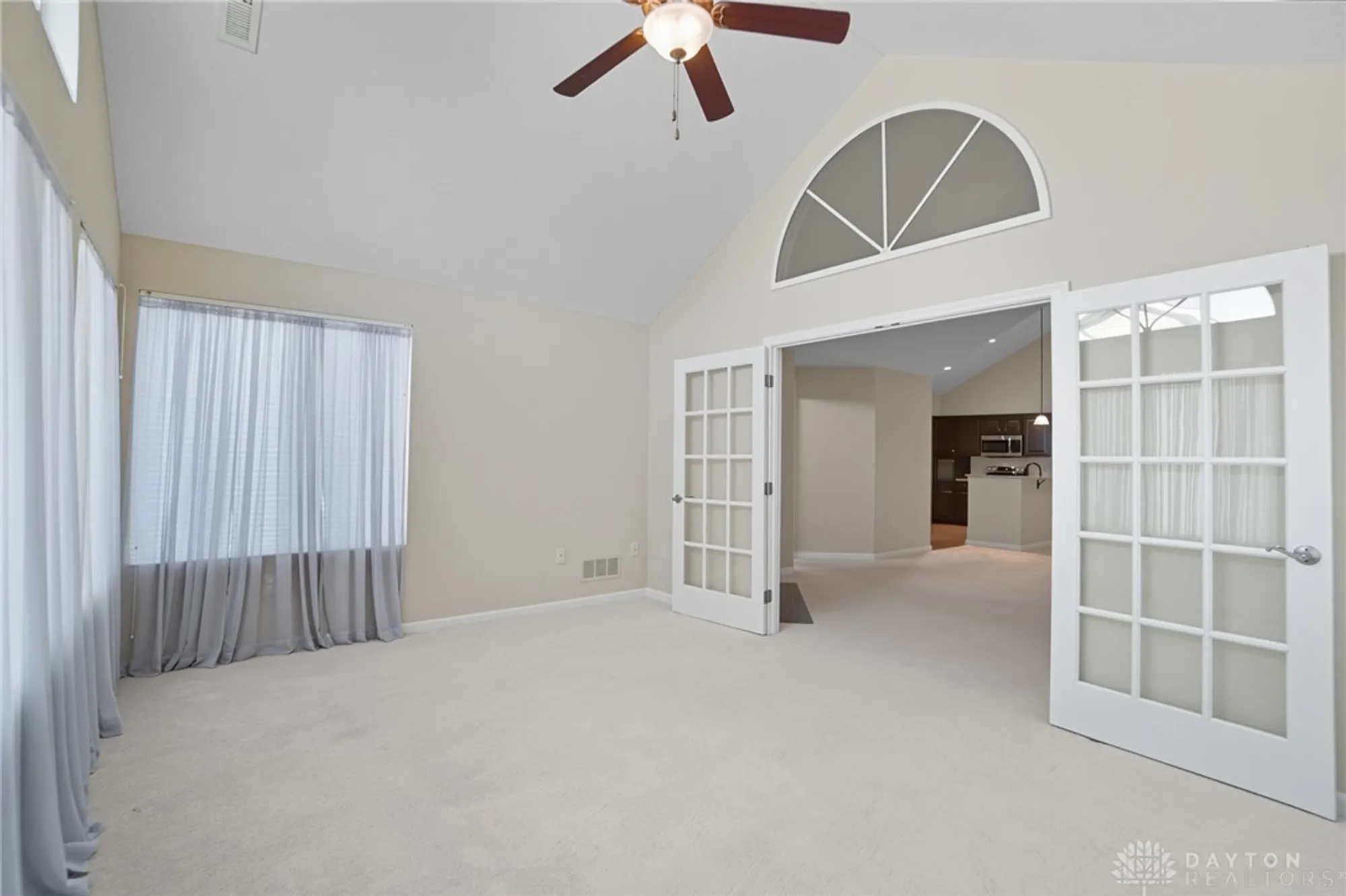 Property Slideshow image 18 of 59 | 4704 cobblestone dr, Tipp City, OH, 45371