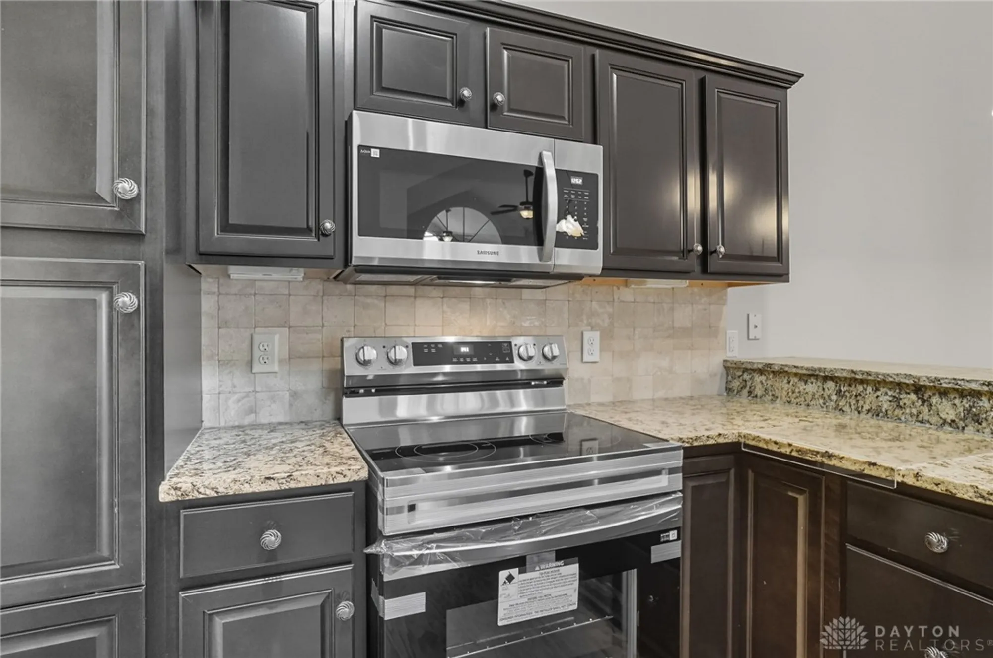 Property Slideshow image 26 of 59 | 4704 cobblestone dr, Tipp City, OH, 45371