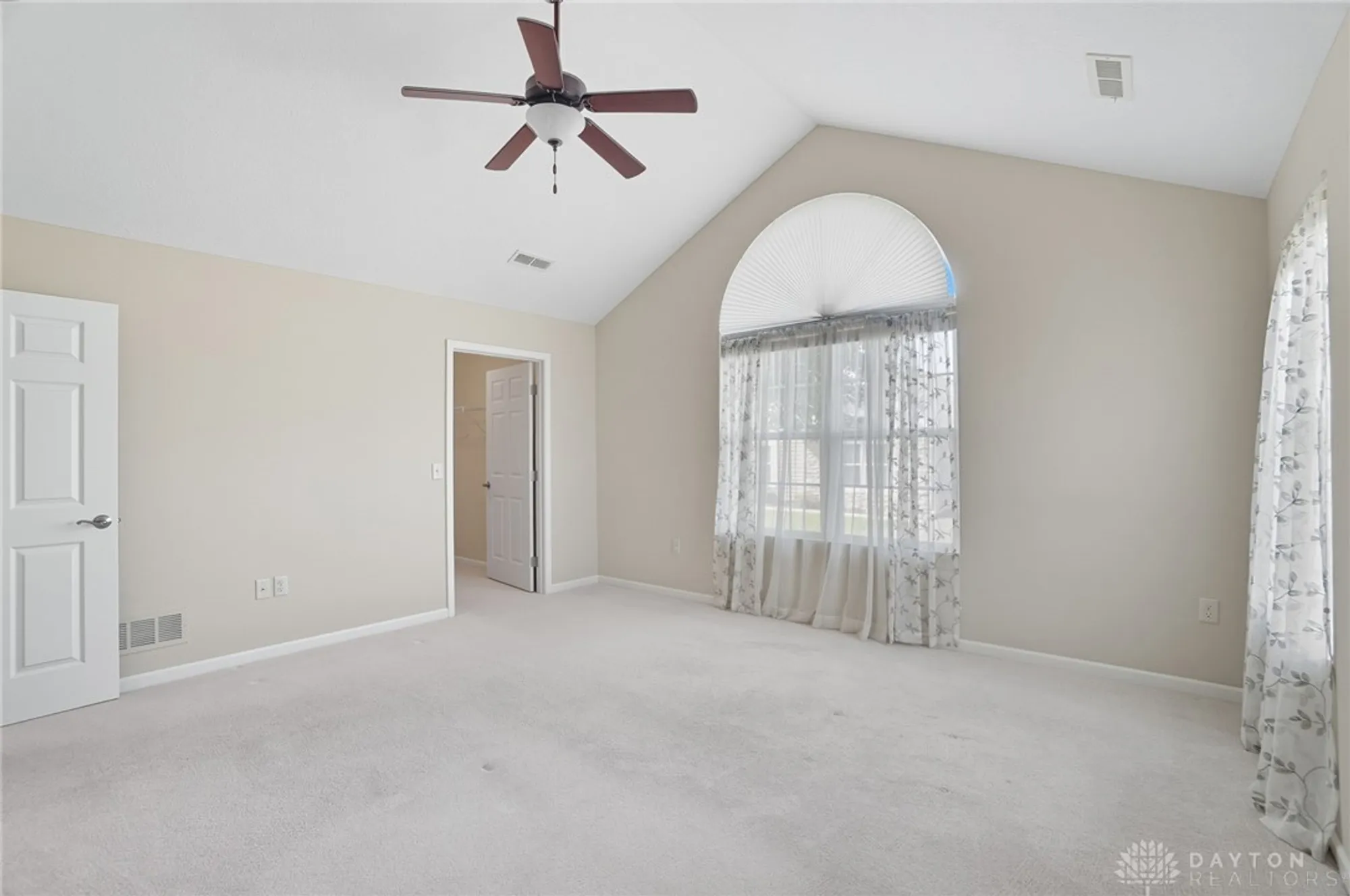 Property Slideshow image 35 of 59 | 4704 cobblestone dr, Tipp City, OH, 45371