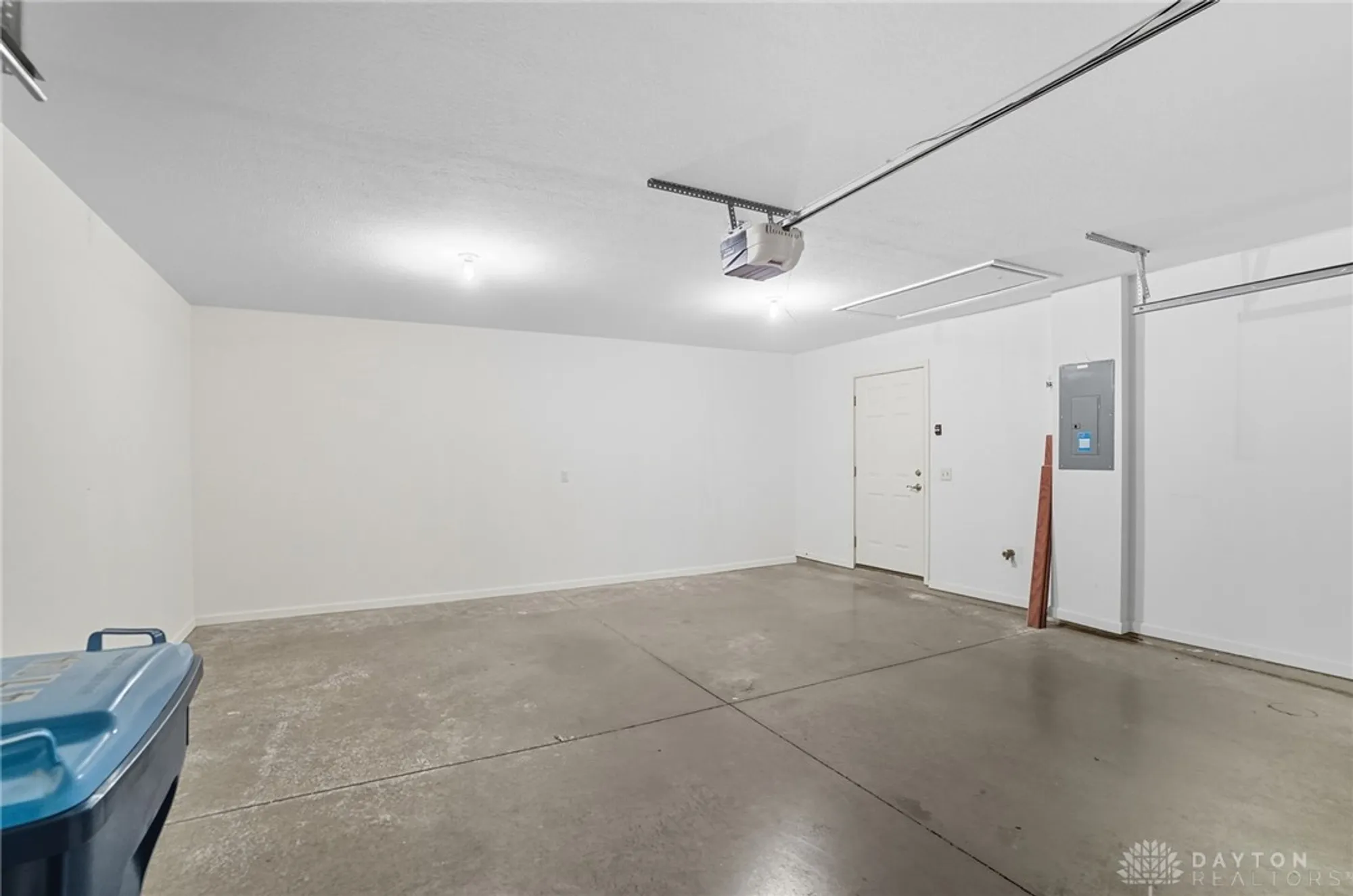 Property Slideshow image 47 of 59 | 4704 cobblestone dr, Tipp City, OH, 45371