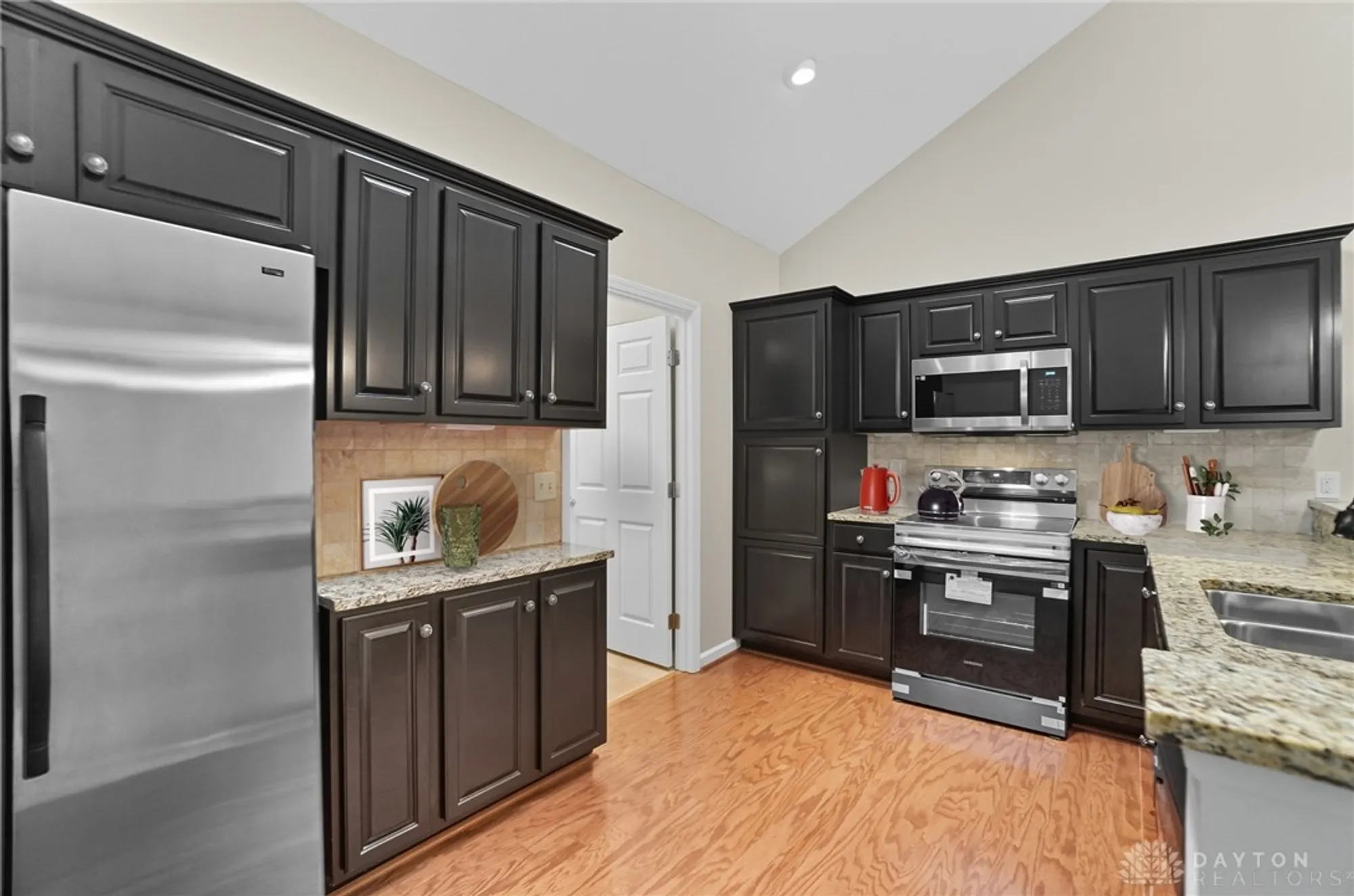 Property Slideshow image 5 of 59 | 4704 cobblestone dr, Tipp City, OH, 45371