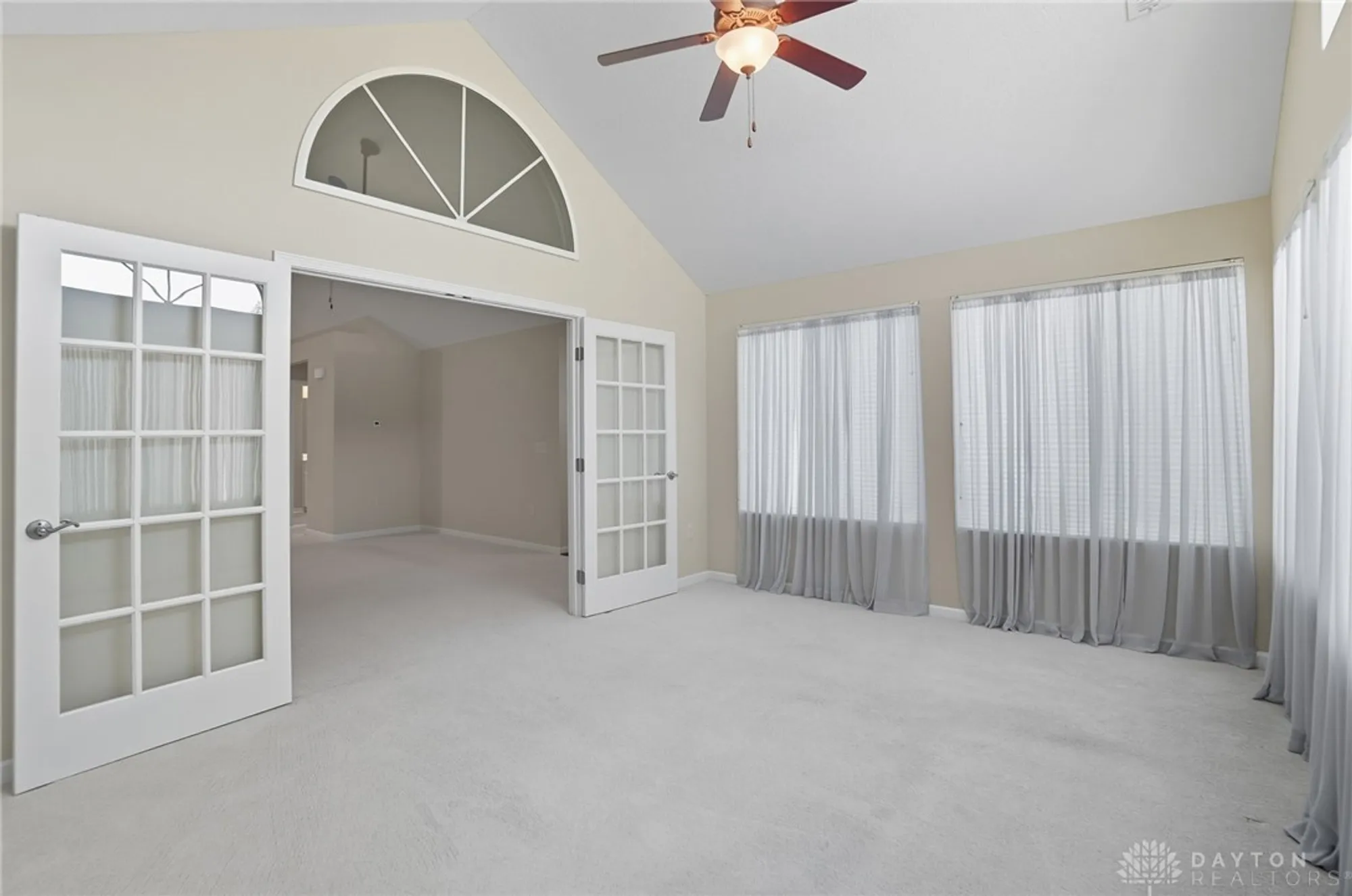 Property Slideshow image 6 of 59 | 4704 cobblestone dr, Tipp City, OH, 45371