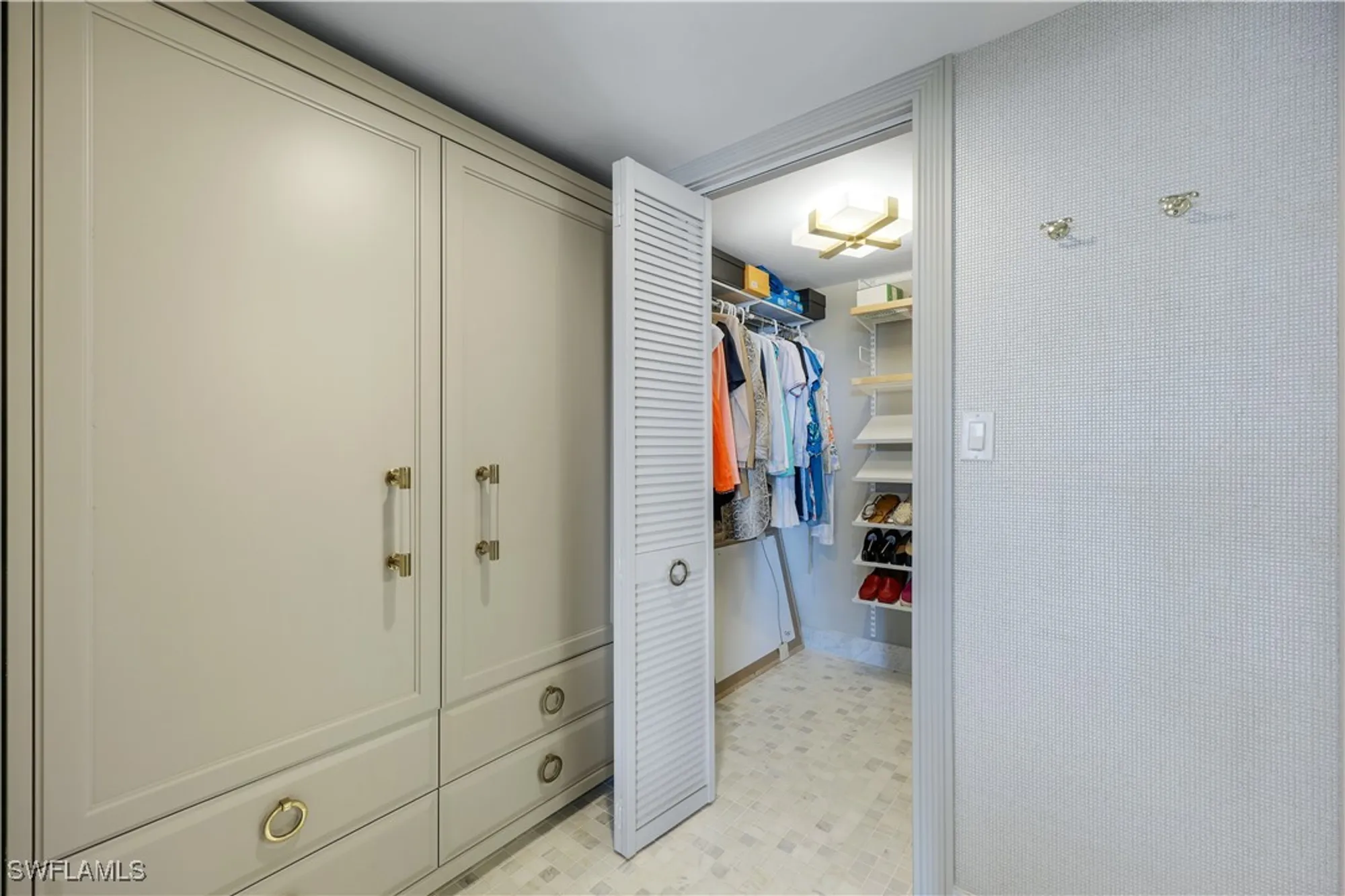 Property Slideshow image 10 of 30 | 6361 pelican bay blvd 402, Naples, FL, 34108