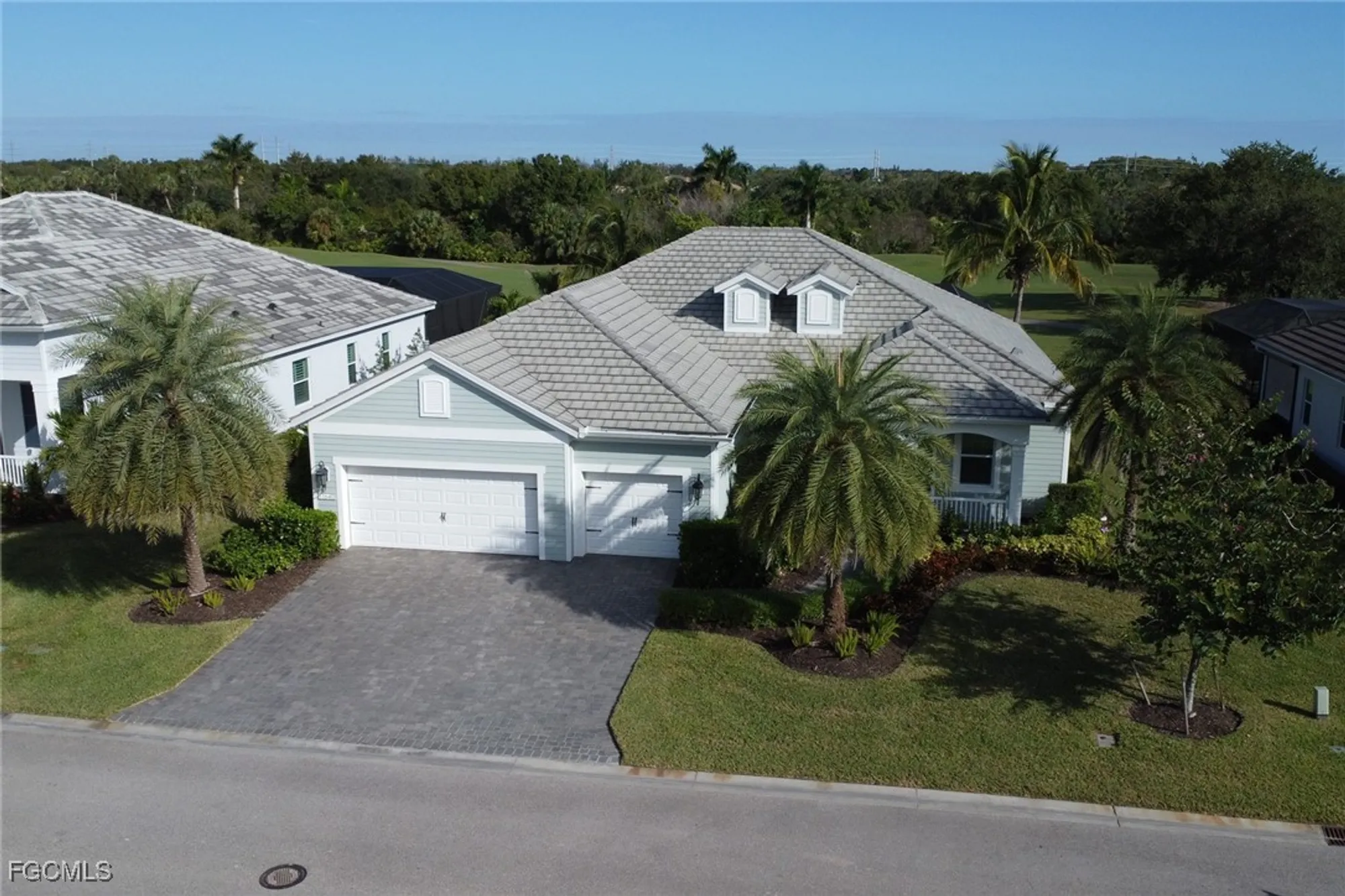 Property Slideshow image 1 of 45 | 11640 winding river dr, Fort Myers, FL, 33905