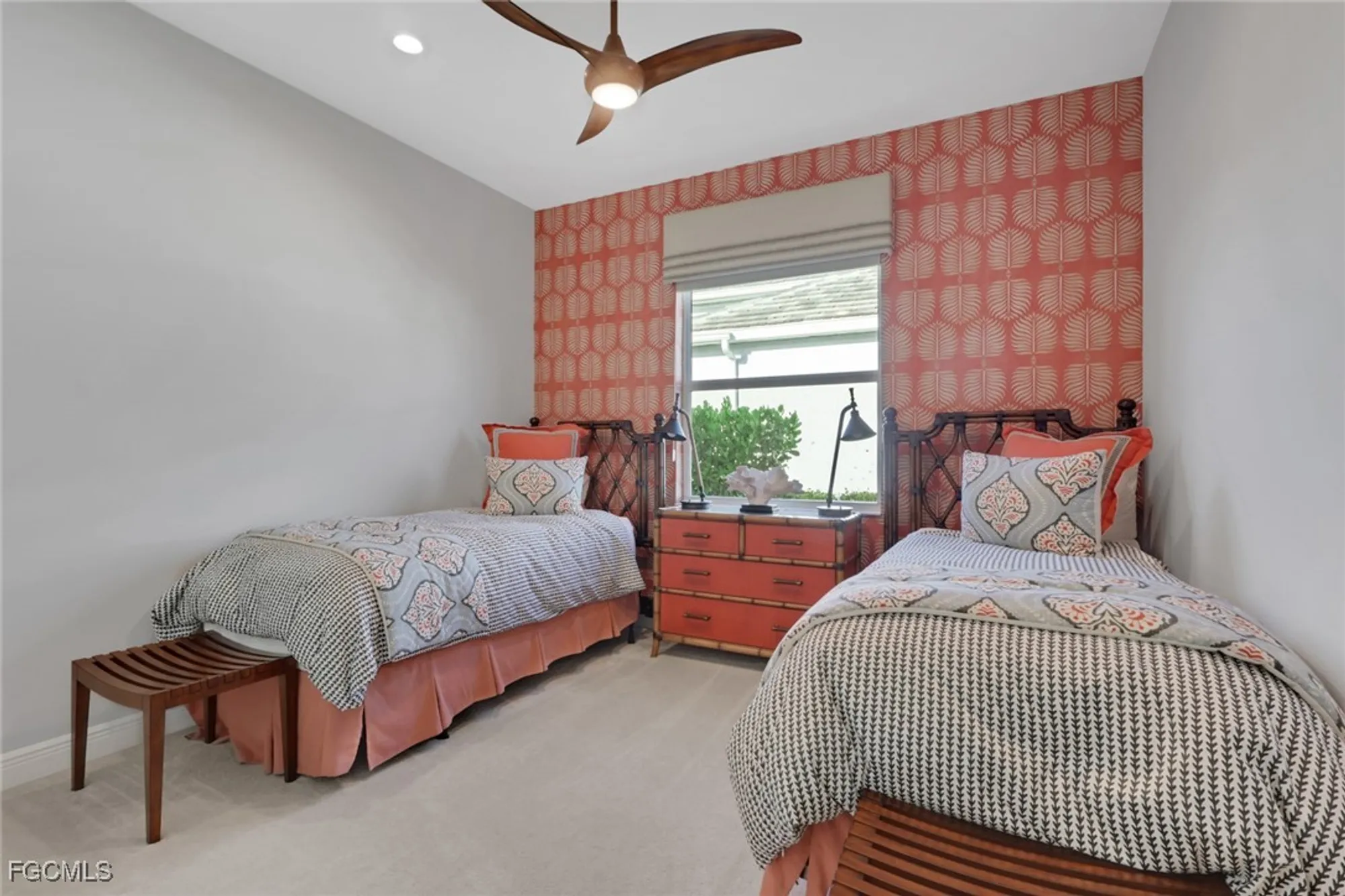 Property Slideshow image 13 of 45 | 11640 winding river dr, Fort Myers, FL, 33905