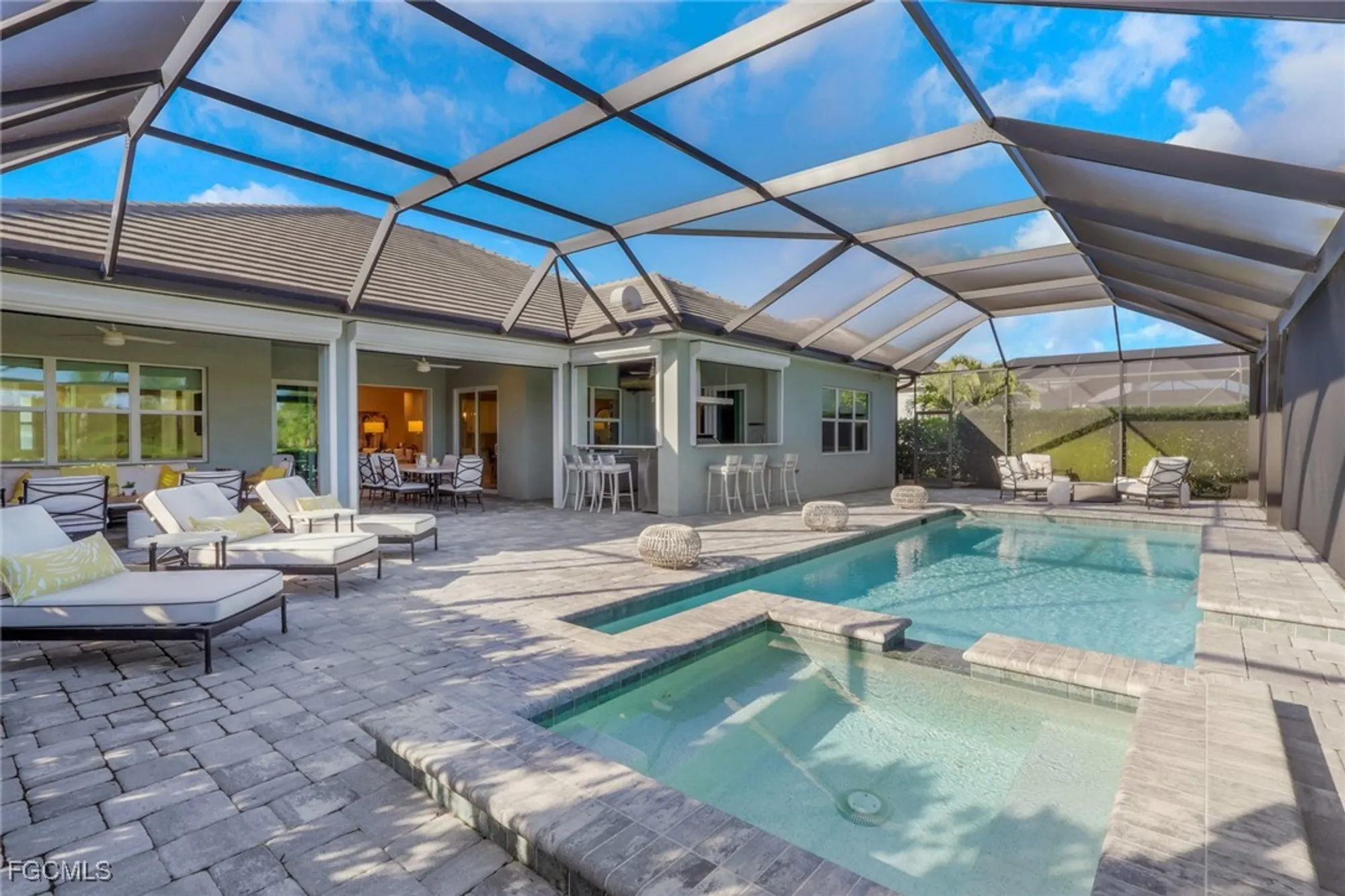 Property Slideshow image 25 of 45 | 11640 winding river dr, Fort Myers, FL, 33905