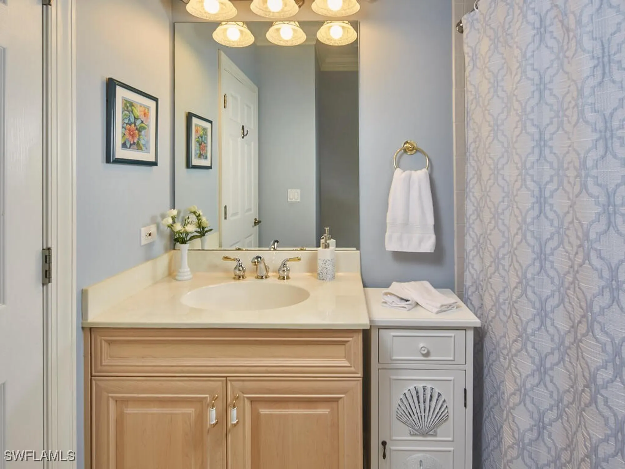 Property Slideshow image 14 of 32 | 25920 nesting ct unit 101, Bonita Springs, FL, 34134