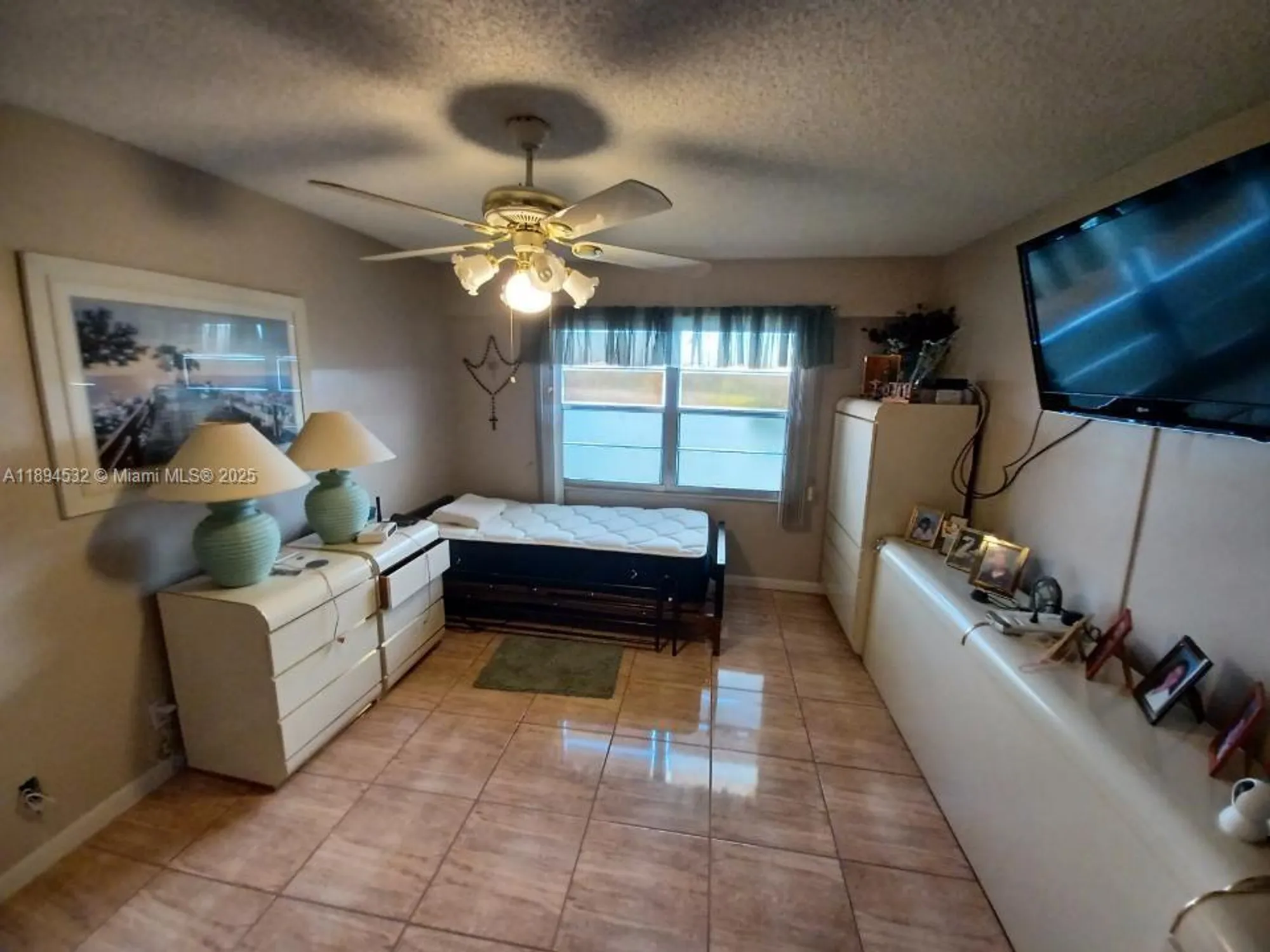 Property Slideshow image 7 of 15 | 13100 sw 11th ct 413c, Pembroke Pines, FL, 33027