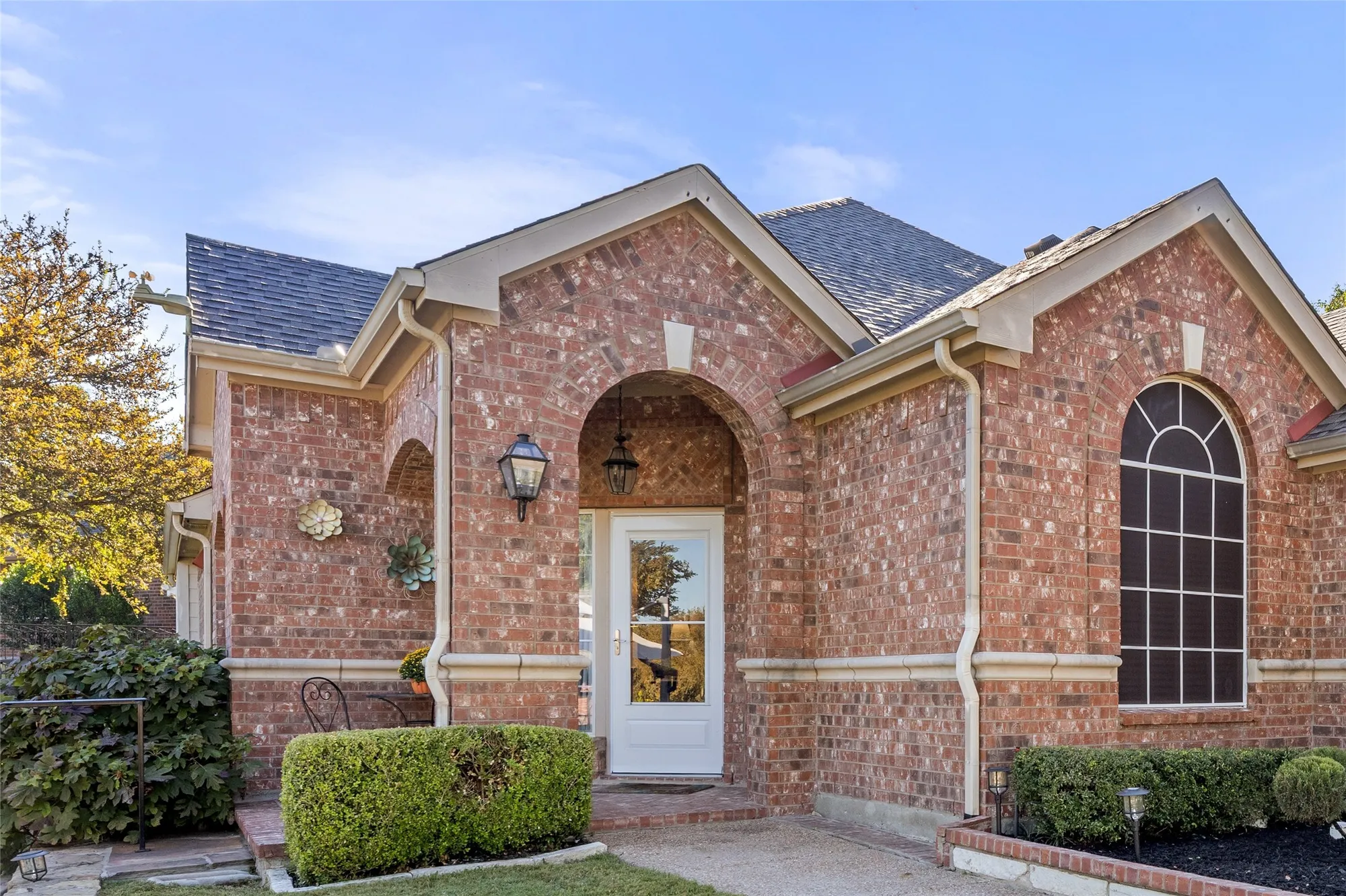Property Slideshow image 6 of 40 | 927 ocean dr, Fairview, TX, 75069