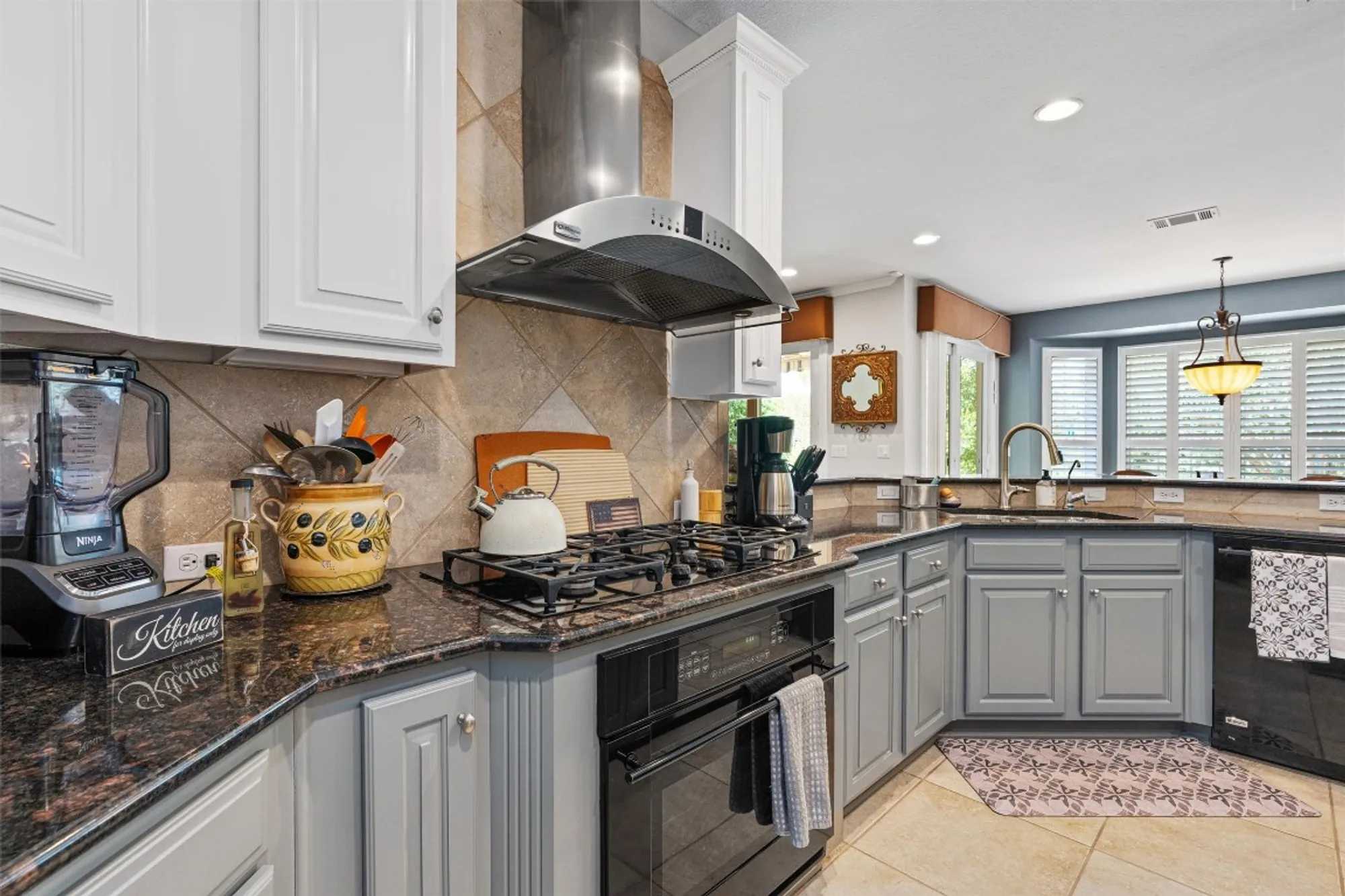 Property Slideshow image 15 of 40 | 301 goose island dr, Georgetown, TX, 78633