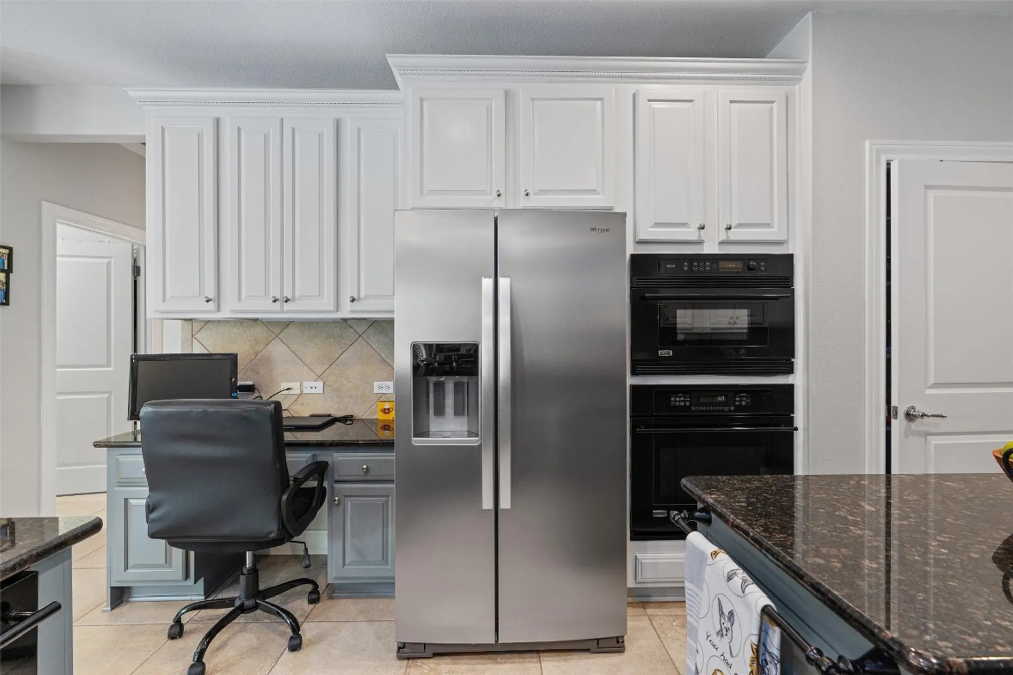 Property Slideshow image 17 of 40 | 301 goose island dr, Georgetown, TX, 78633