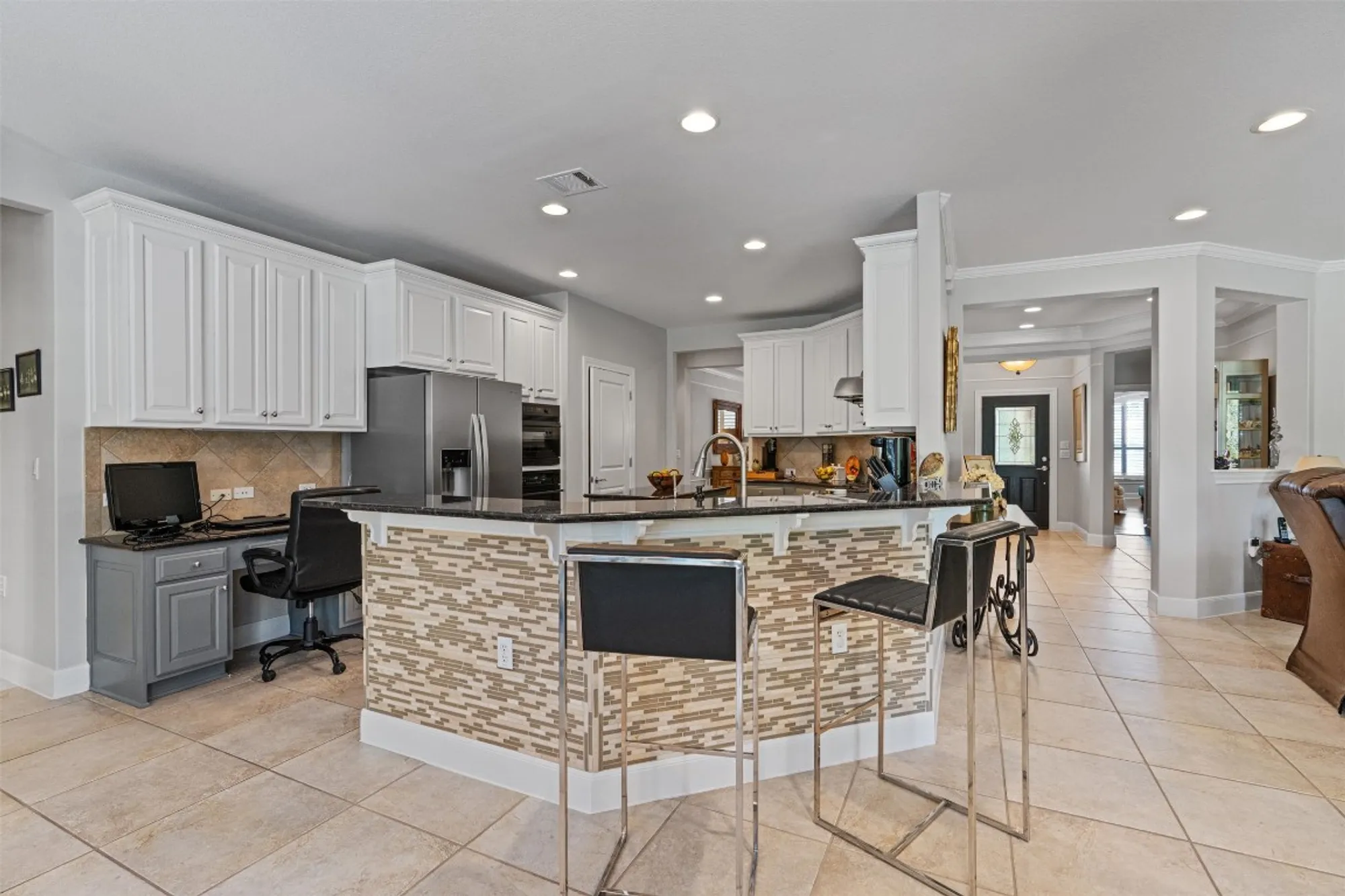 Property Slideshow image 11 of 40 | 301 goose island dr, Georgetown, TX, 78633