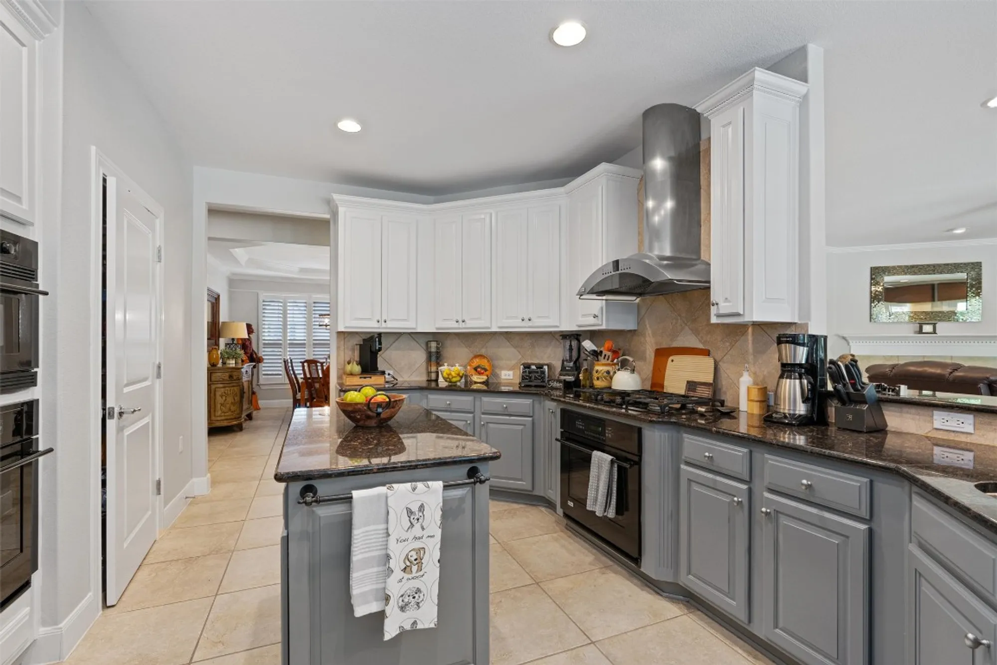 Property Slideshow image 12 of 40 | 301 goose island dr, Georgetown, TX, 78633
