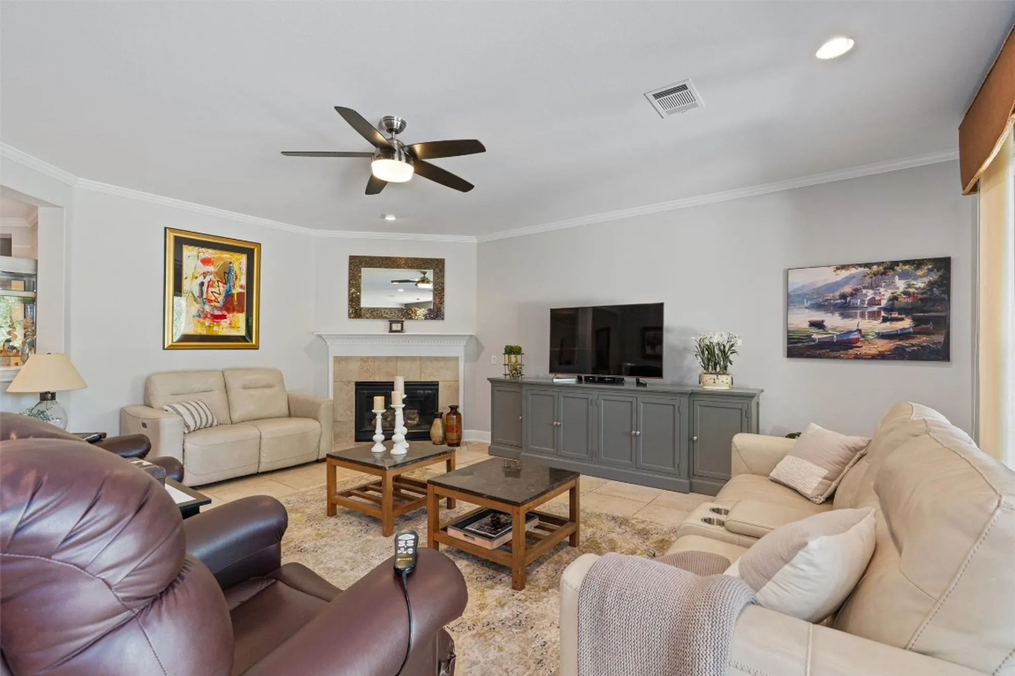 Property Slideshow image 8 of 40 | 301 goose island dr, Georgetown, TX, 78633