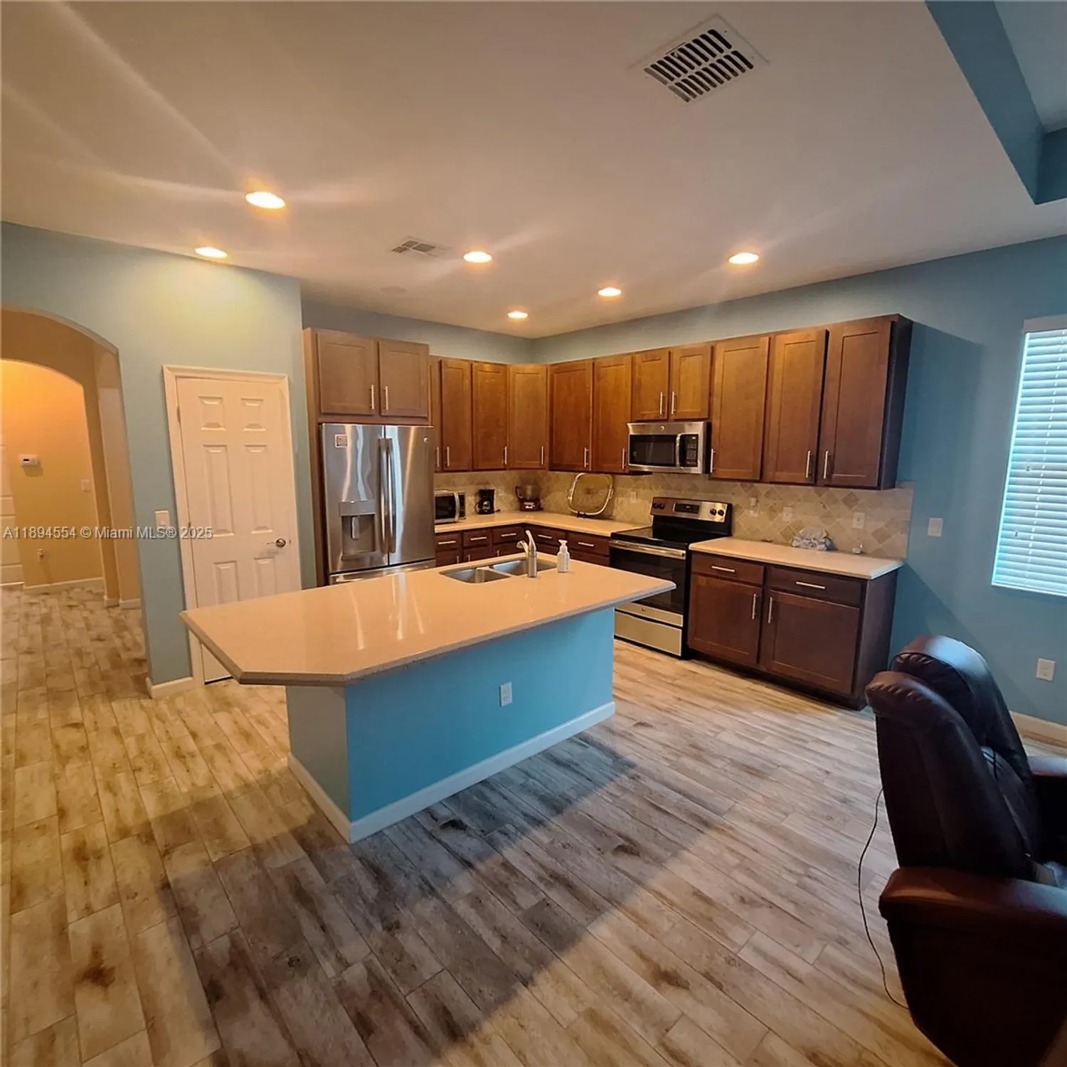 Property Slideshow image 5 of 13 | 11484 sw lake park dr, Port St Lucie, FL, 34987