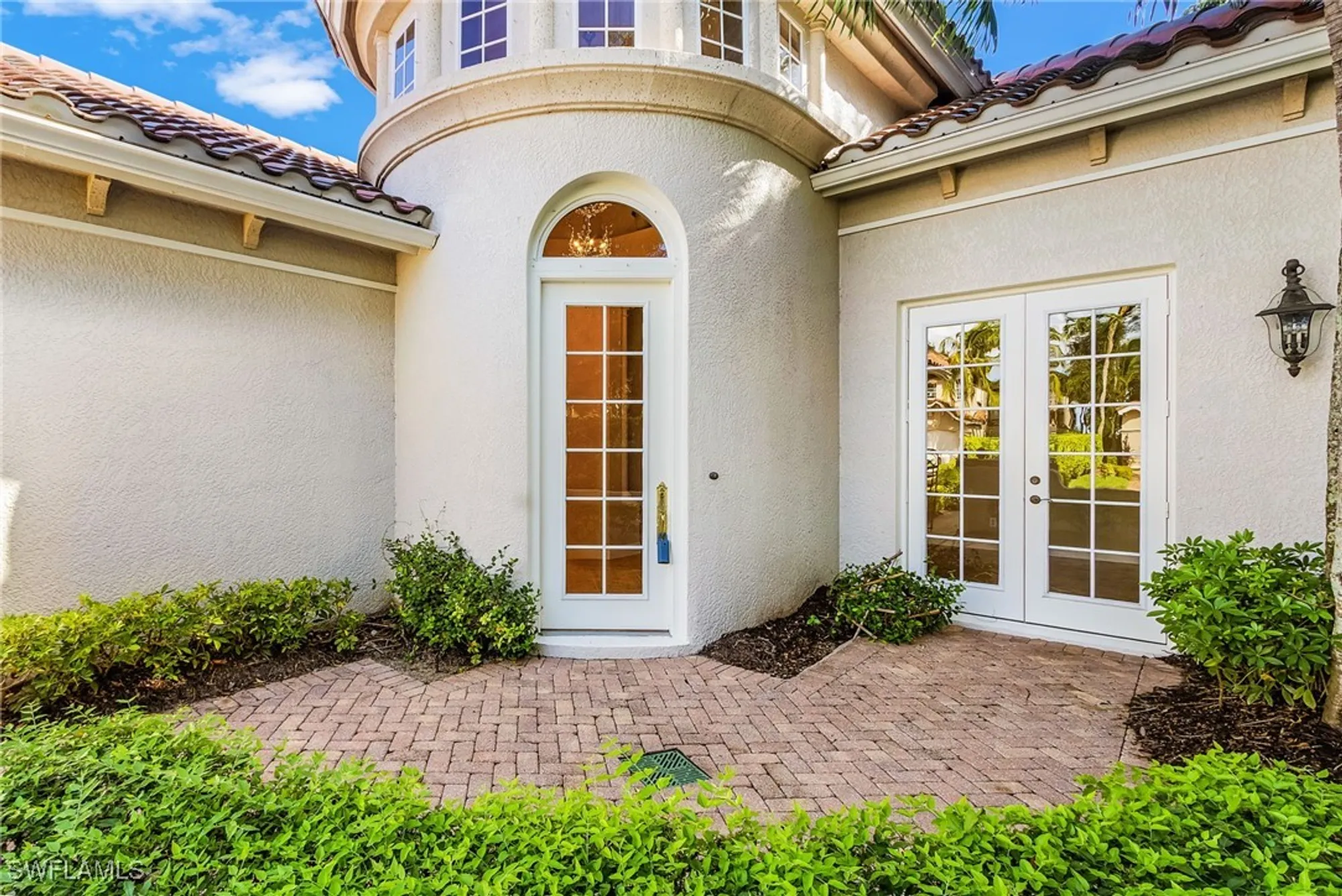 Property Slideshow image 4 of 27 | 8936 cherry oaks trl, Naples, FL, 34114