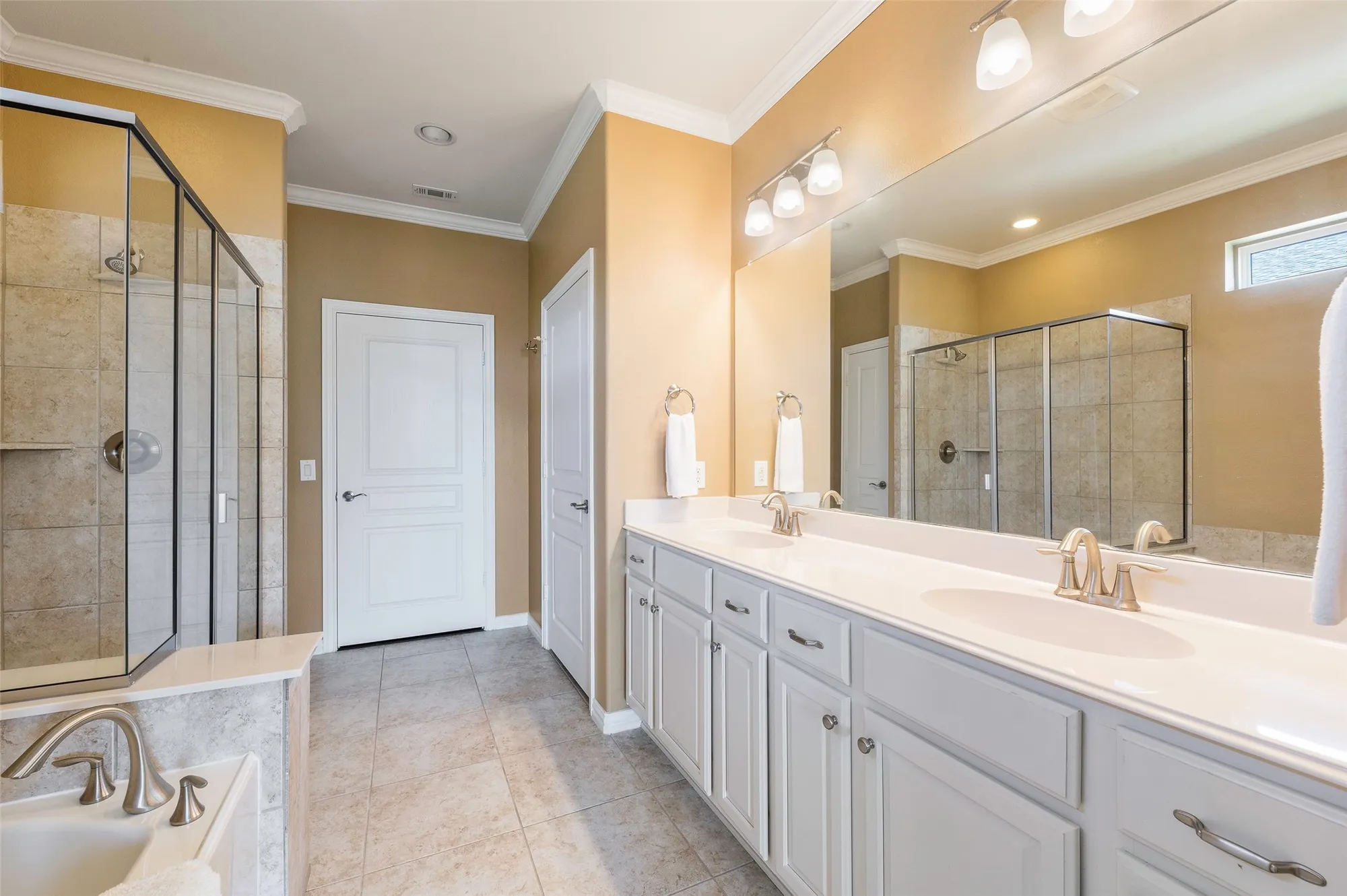 Property Slideshow image 19 of 40 | 6807 deacon dr, Frisco, TX, 75036