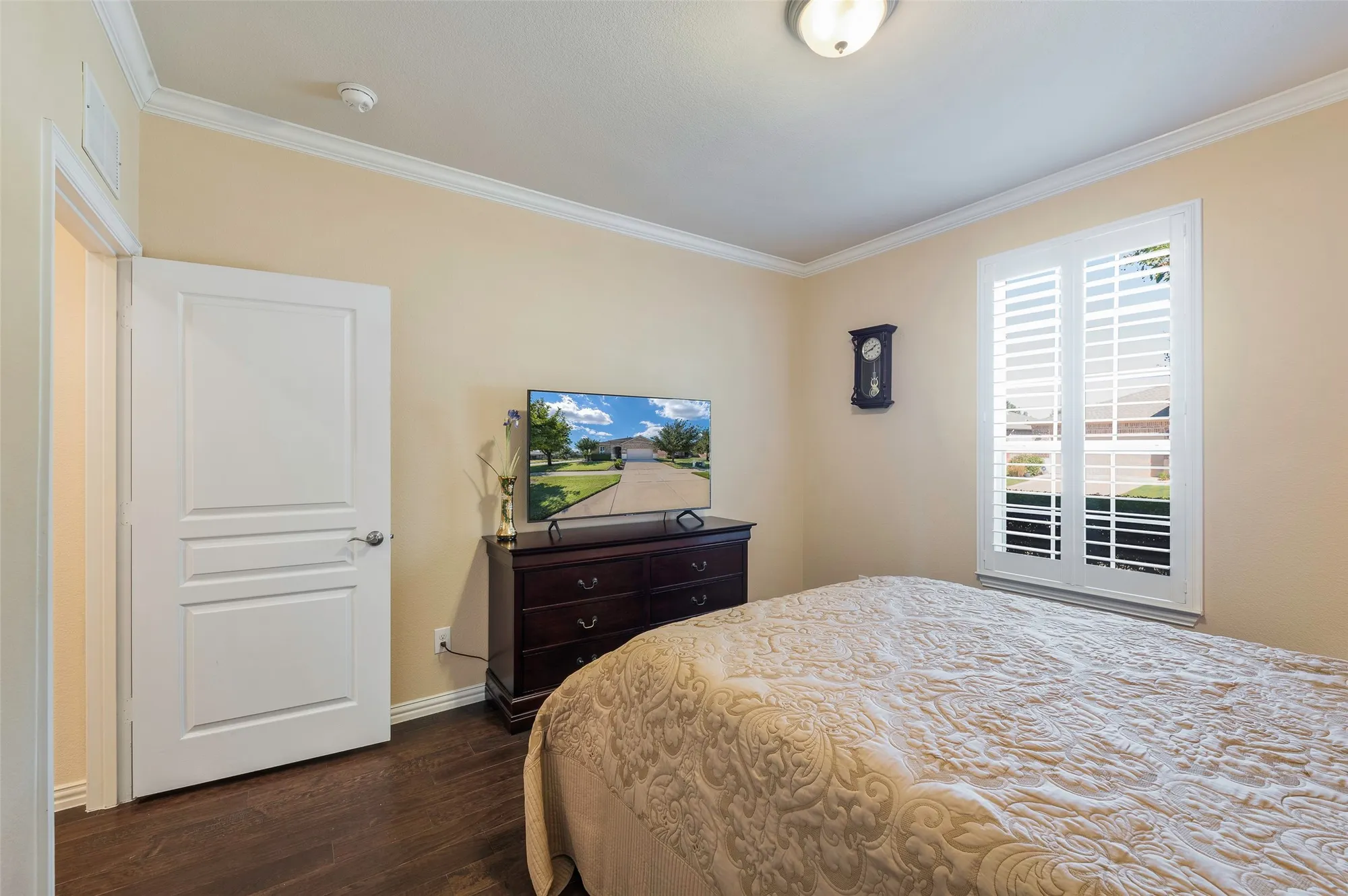 Property Slideshow image 10 of 40 | 6807 deacon dr, Frisco, TX, 75036