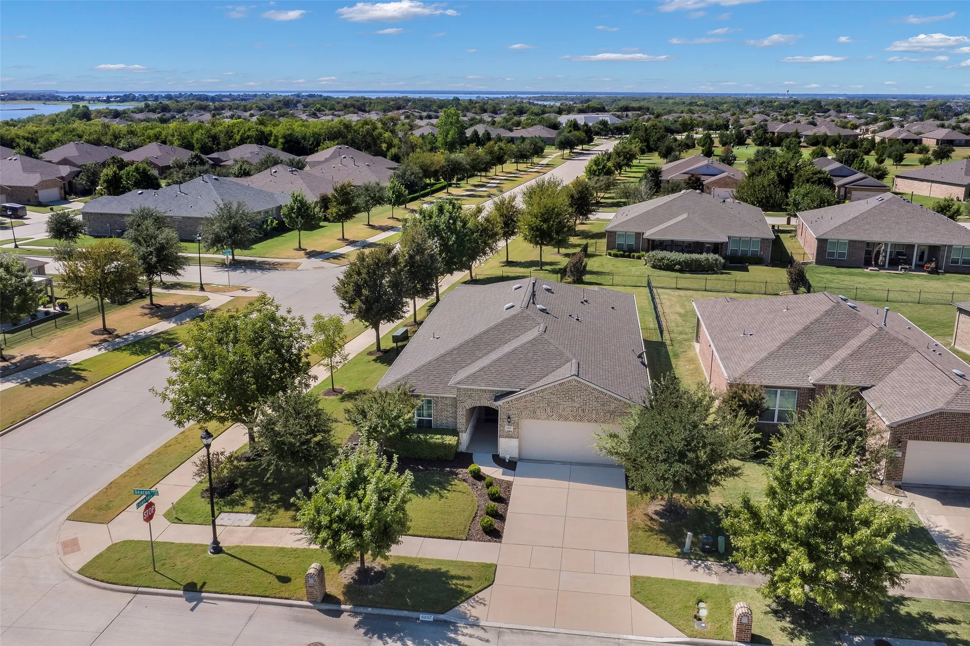 Property Slideshow image 27 of 40 | 6807 deacon dr, Frisco, TX, 75036