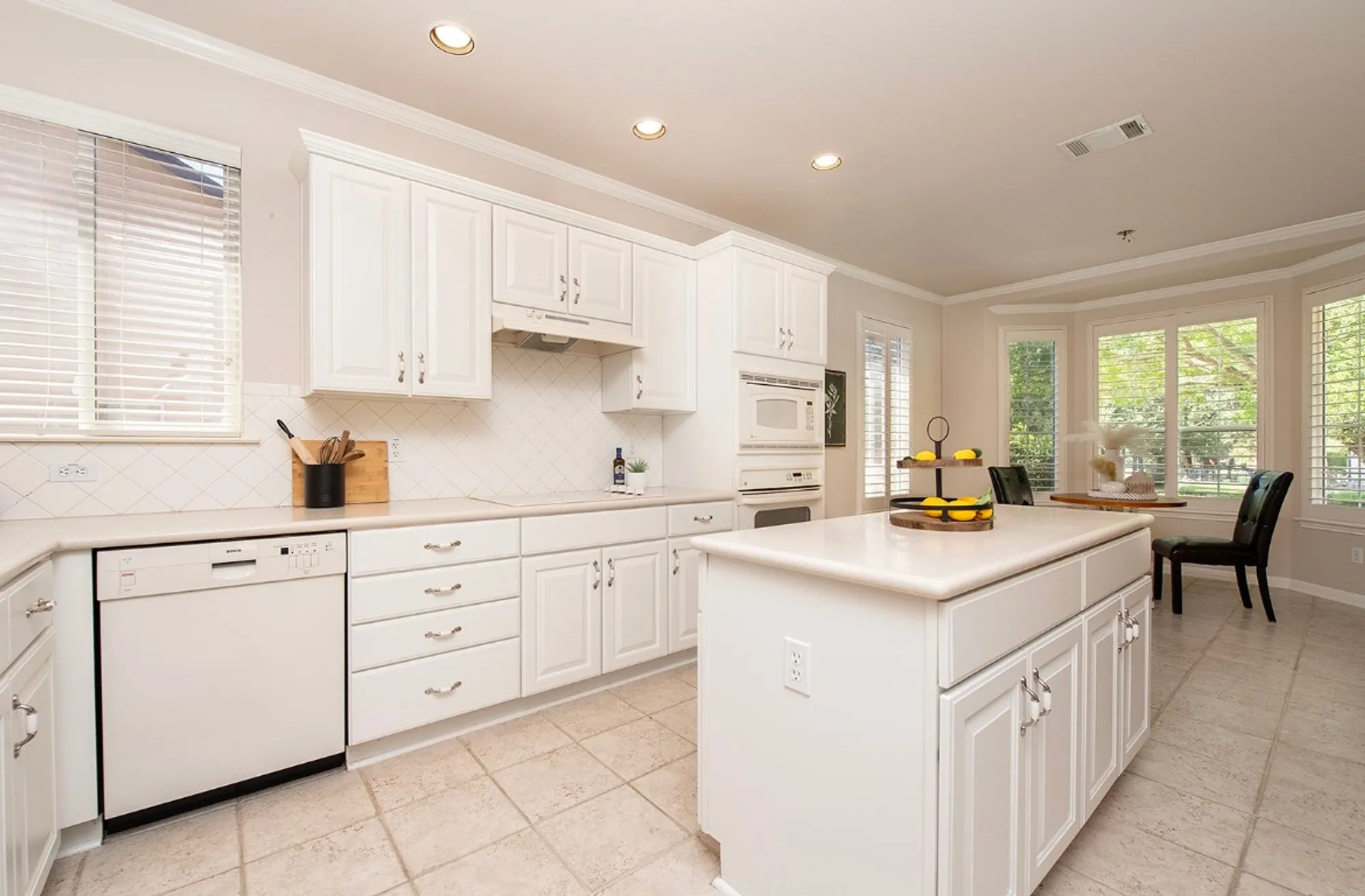 Property Slideshow image 9 of 16 | 111 camp dr, Georgetown, TX, 78633